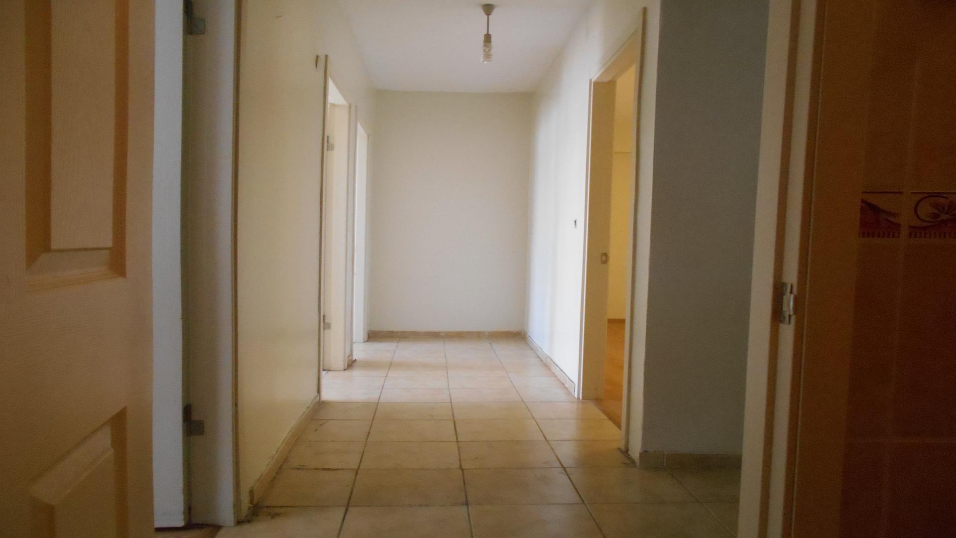 Kiralık Daire, İstanbul / ESENYUT / MEHTERÇEŞME