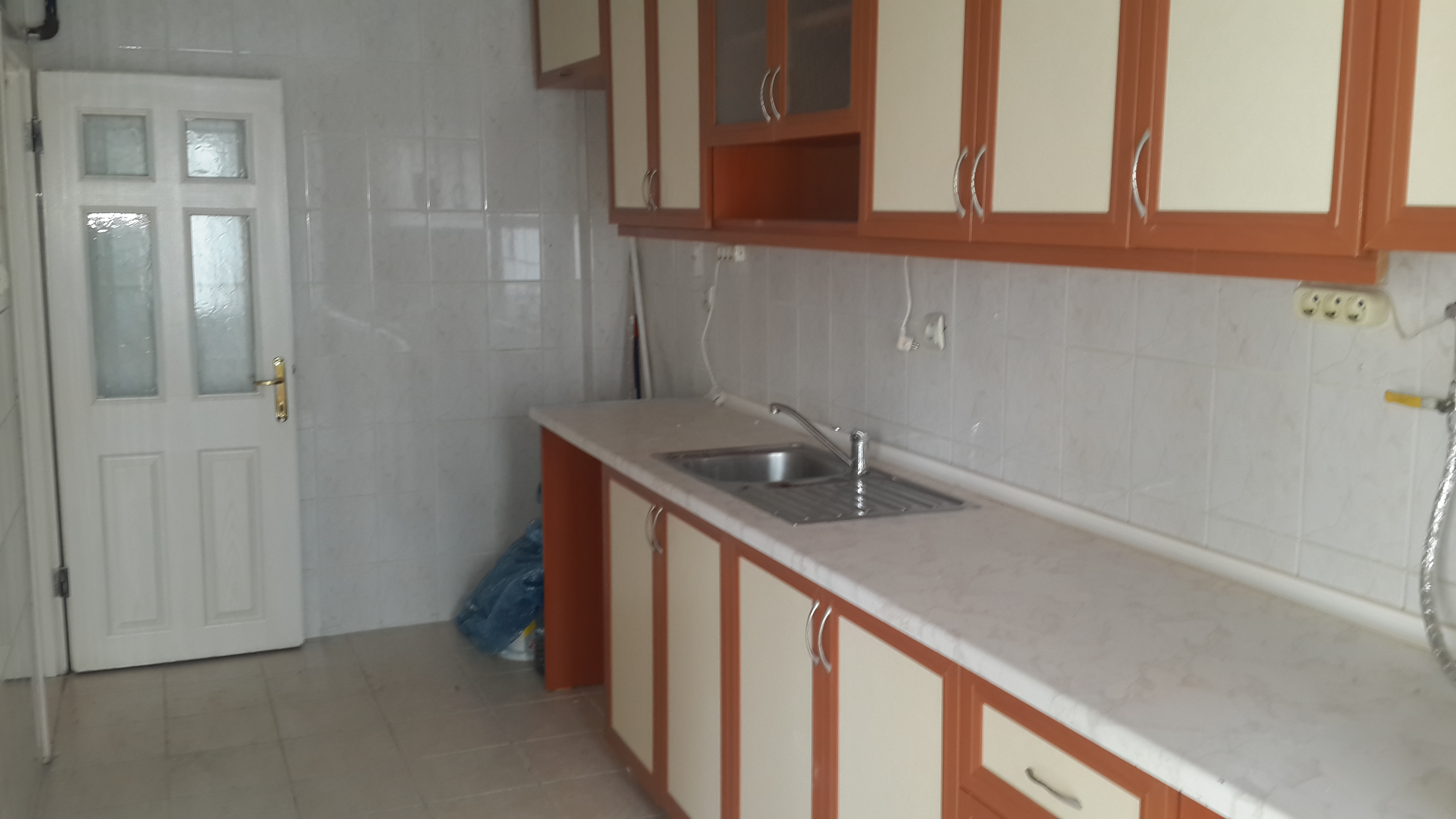 Kiralık Daire, İstanbul / ESENYURT / CUMHURİYET