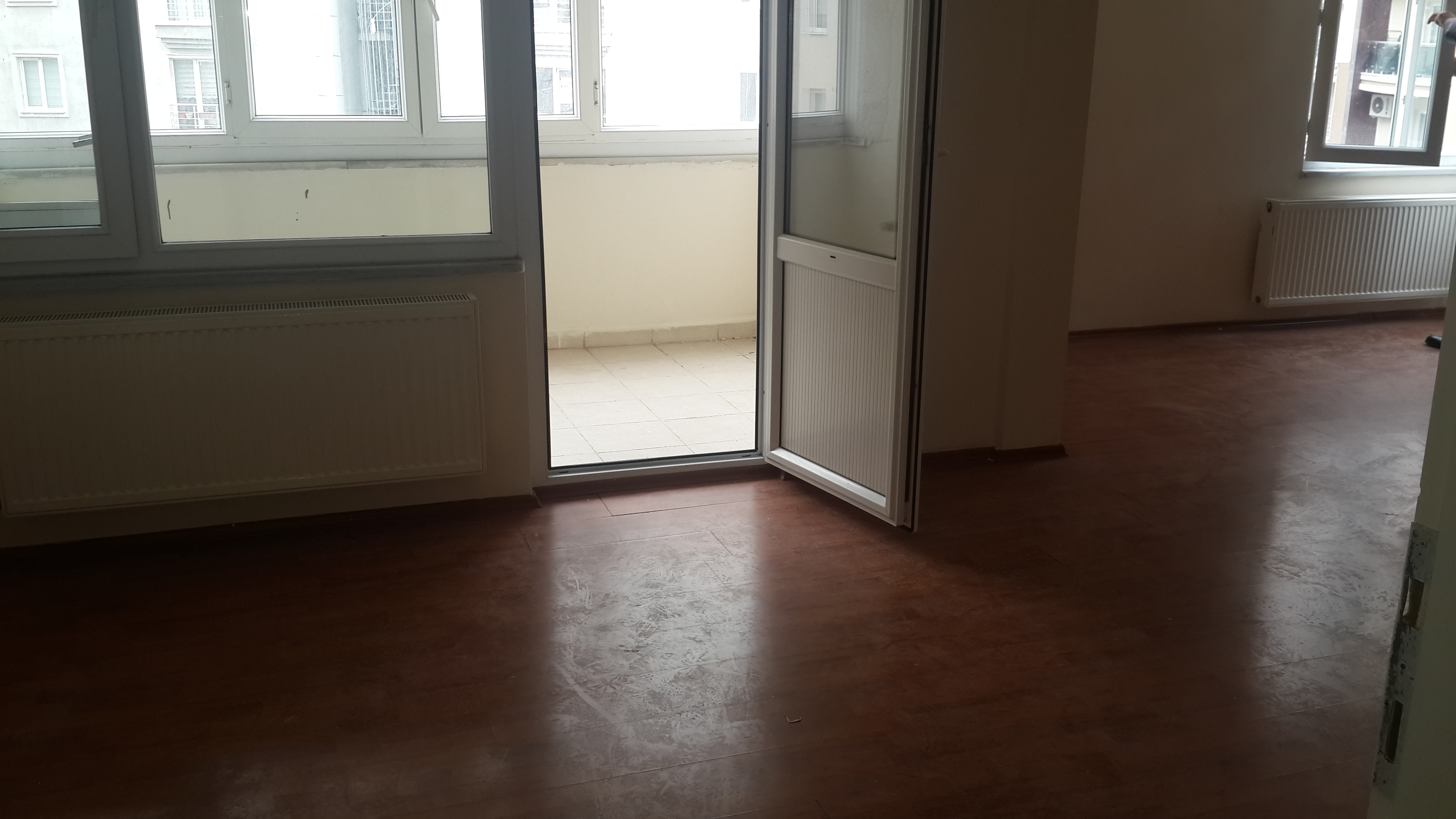 Kiralık Daire, İstanbul / ESENYURT / CUMHURİYET