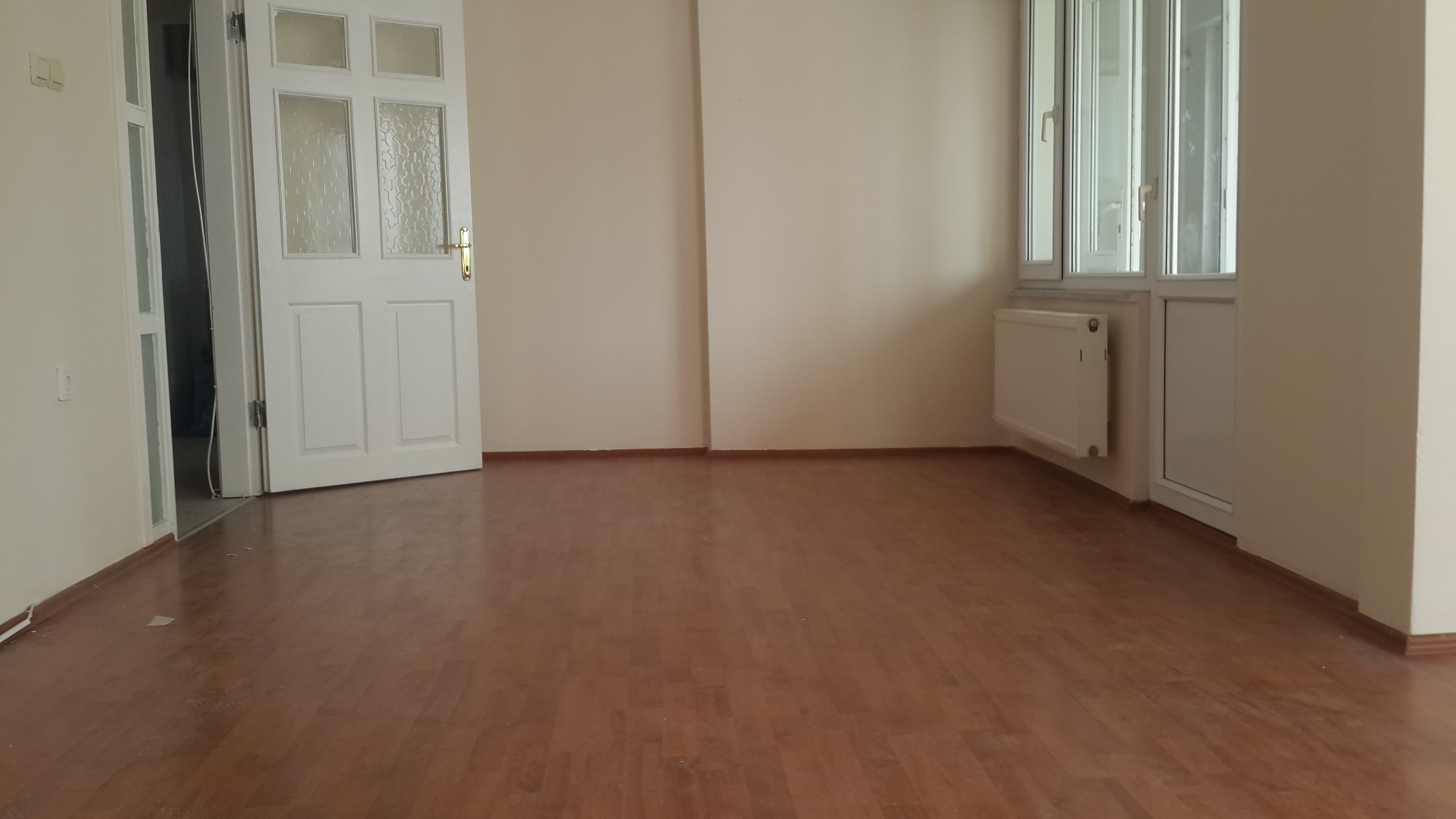 Kiralık Daire, İstanbul / ESENYURT / CUMHURİYET