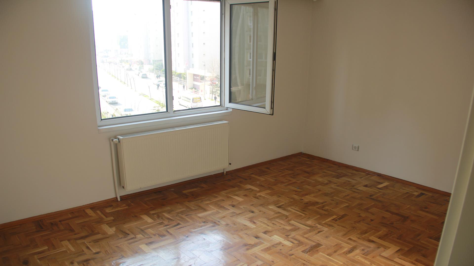 Kiralık Daire, İstanbul / ESENYURT / CUMHURİIYET