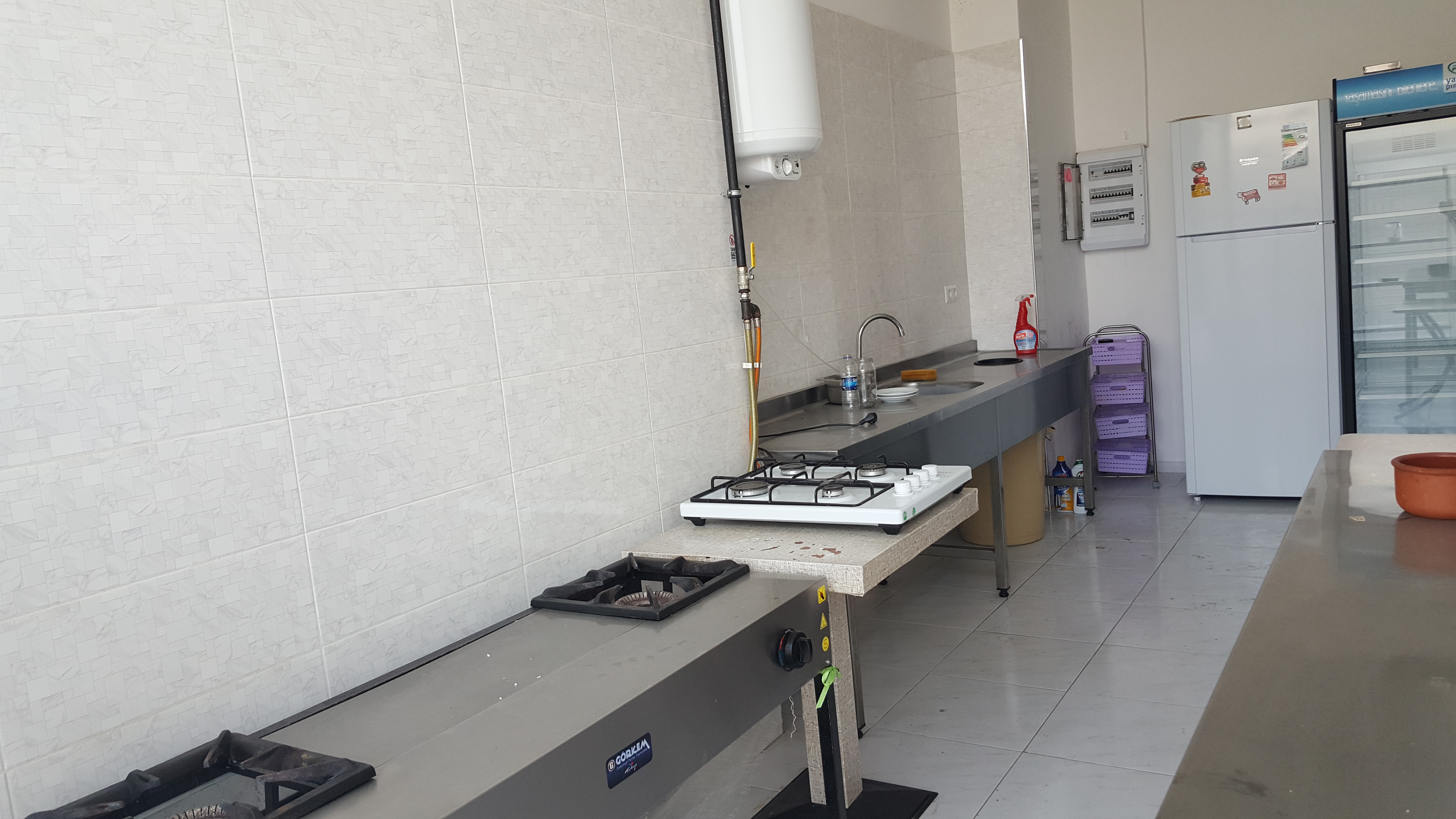 Kiralık Dükkan, İstanbul / ESENYURT / CUMHURİYET