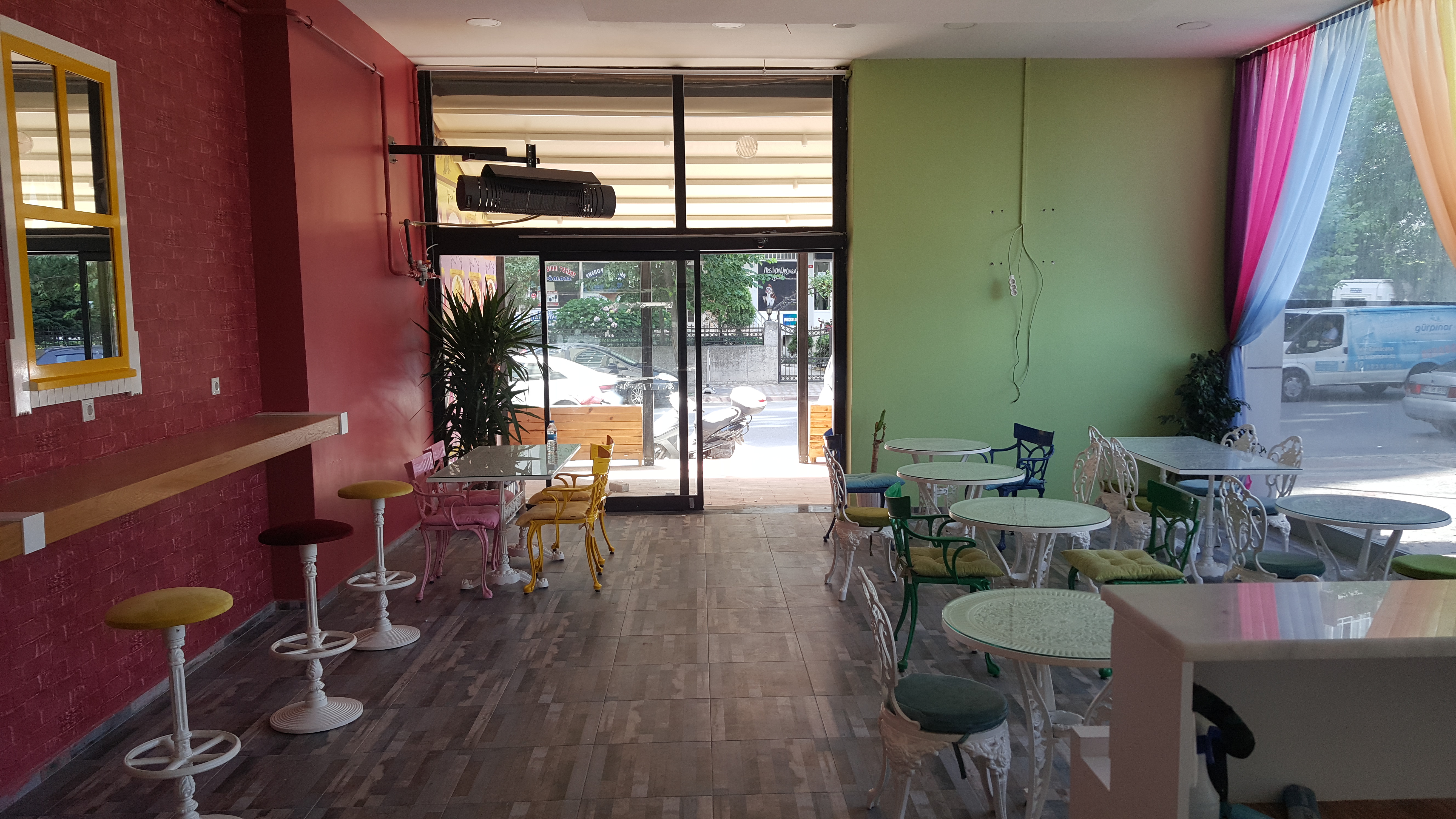 Kiralık Dükkan, İstanbul / ESENYURT / CUMHURİYET