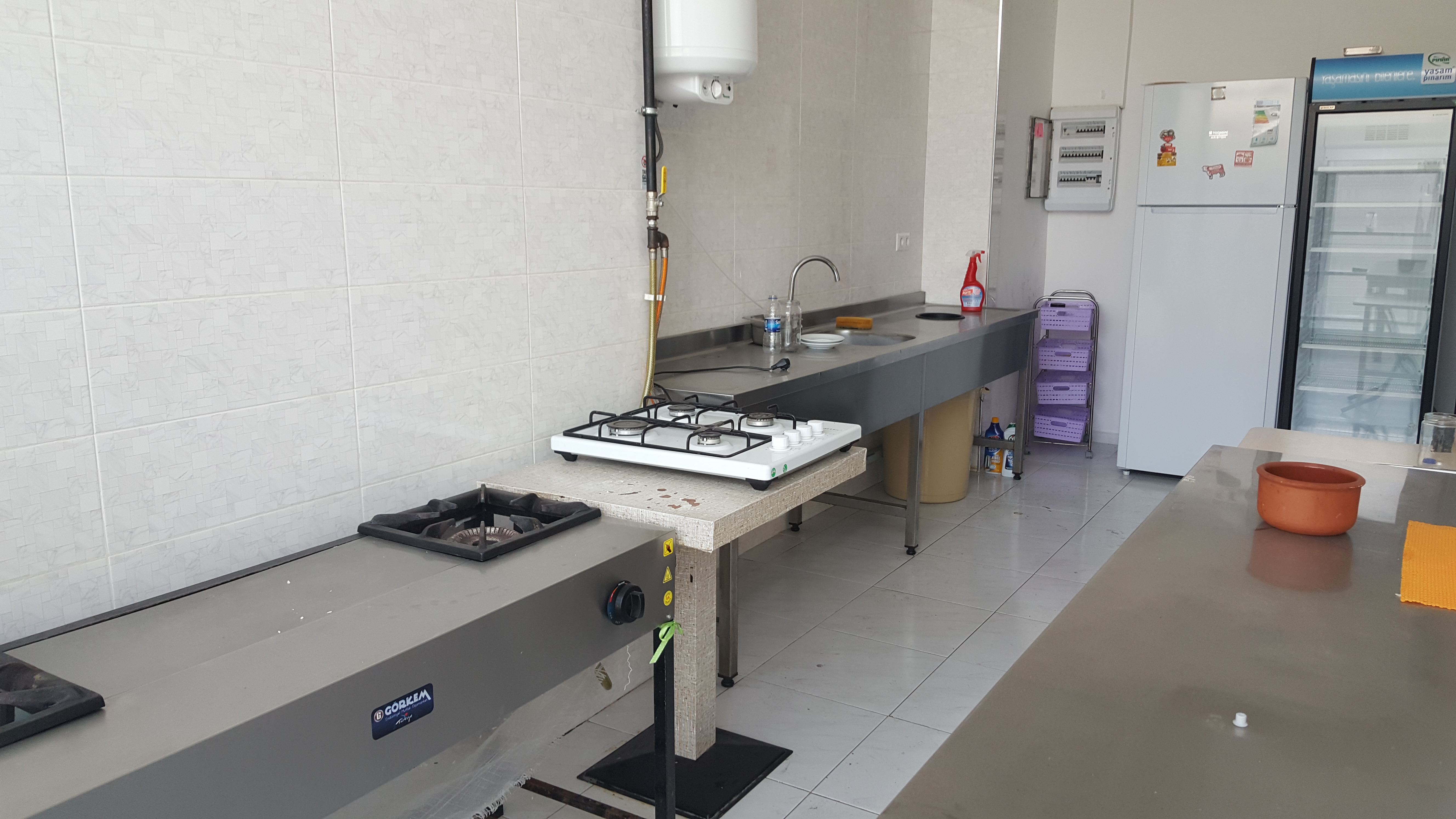 Kiralık Dükkan, İstanbul / ESENYURT / CUMHURİYET