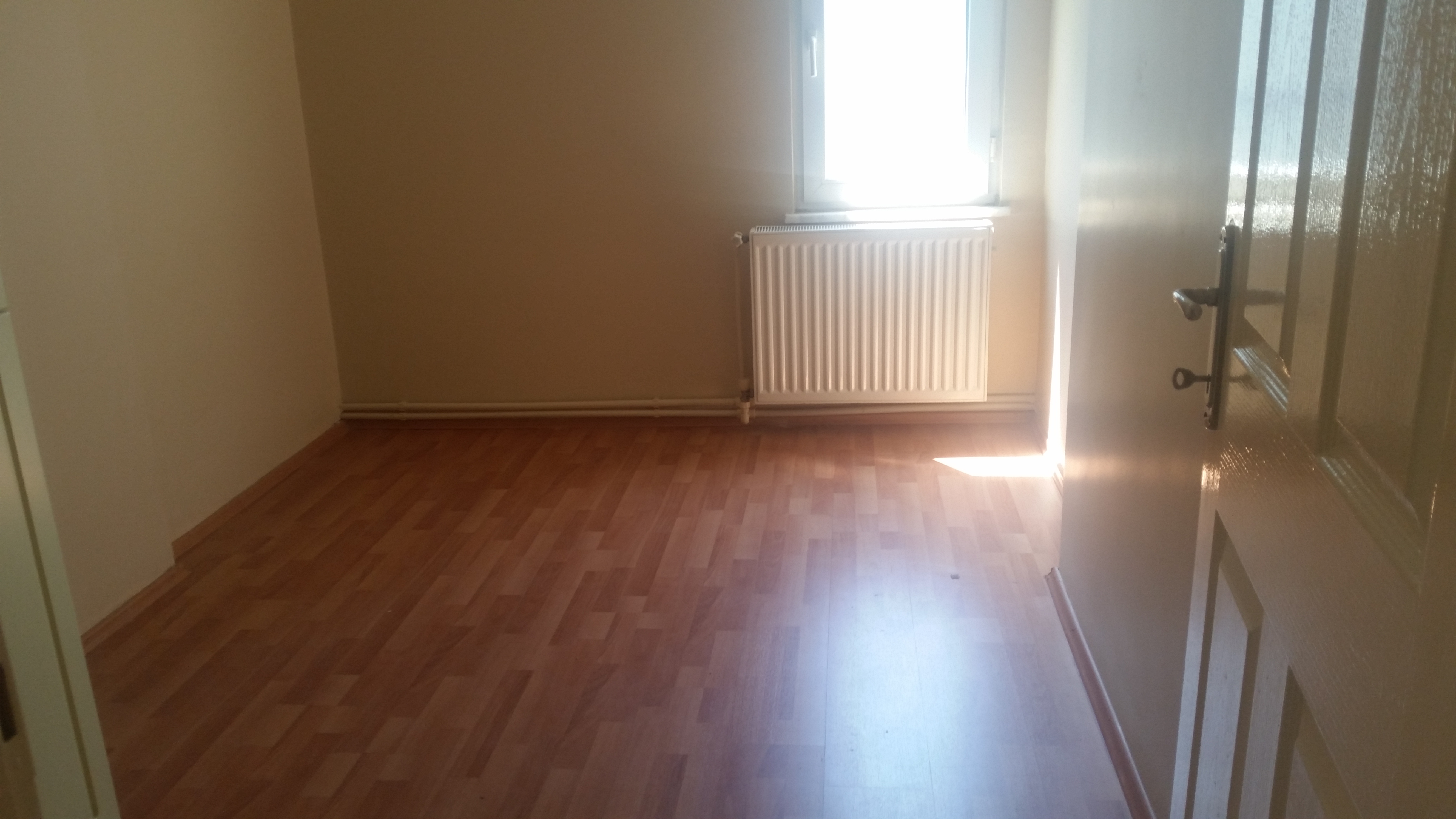 Kiralık Apartman, İstanbul / ESENYURT / CUMHURİYET