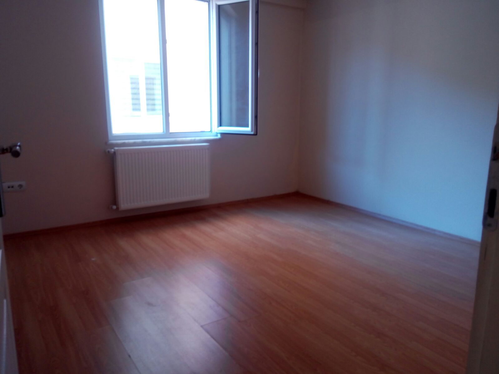 Kiralık Apartman, İstanbul / ESENYURT / PİRİ REİS