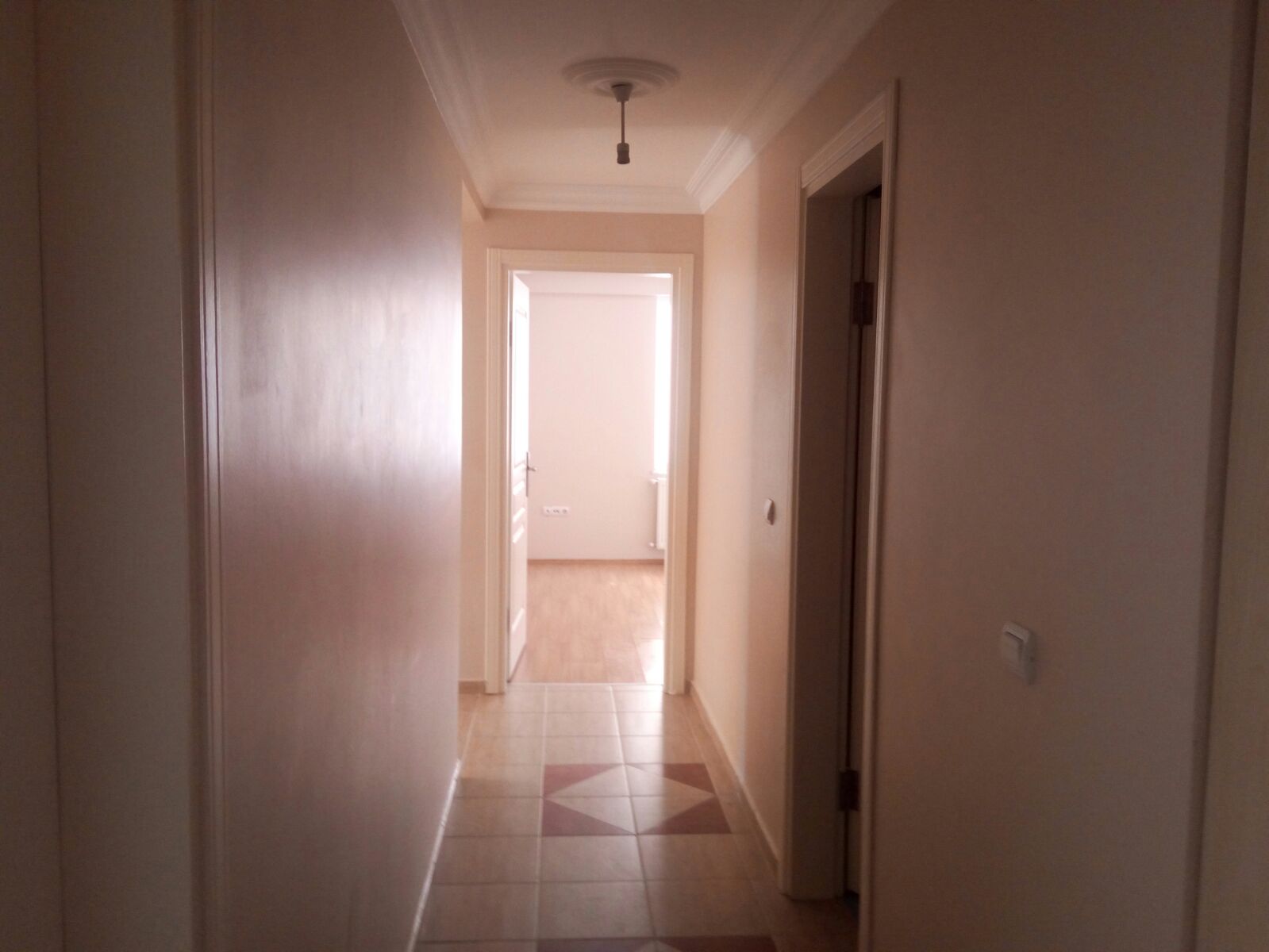 Kiralık Apartman, İstanbul / ESENYURT / PİRİ REİS