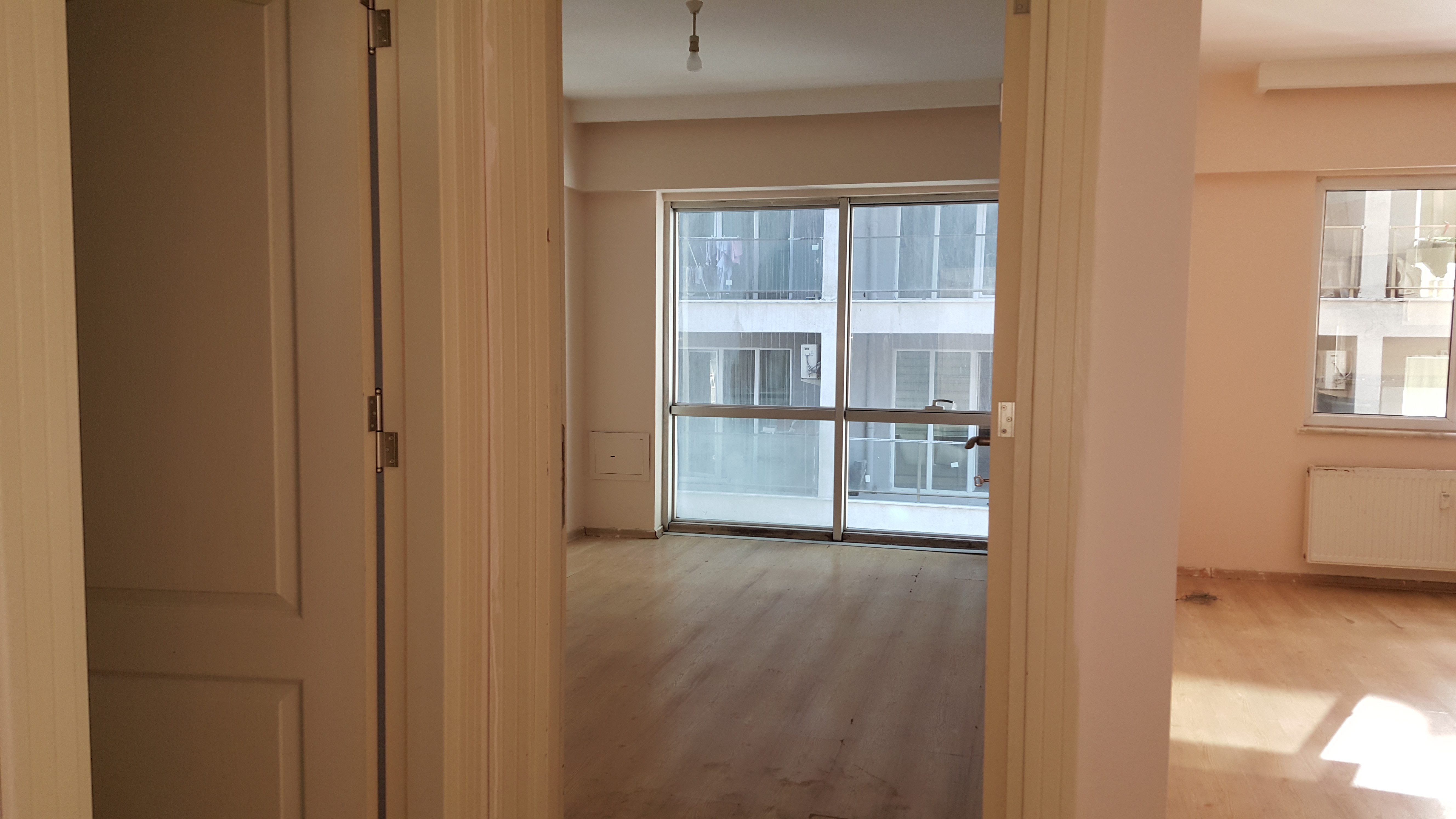 Kiralık Daire, İstanbul / ESENYURT / CUMHURİYET