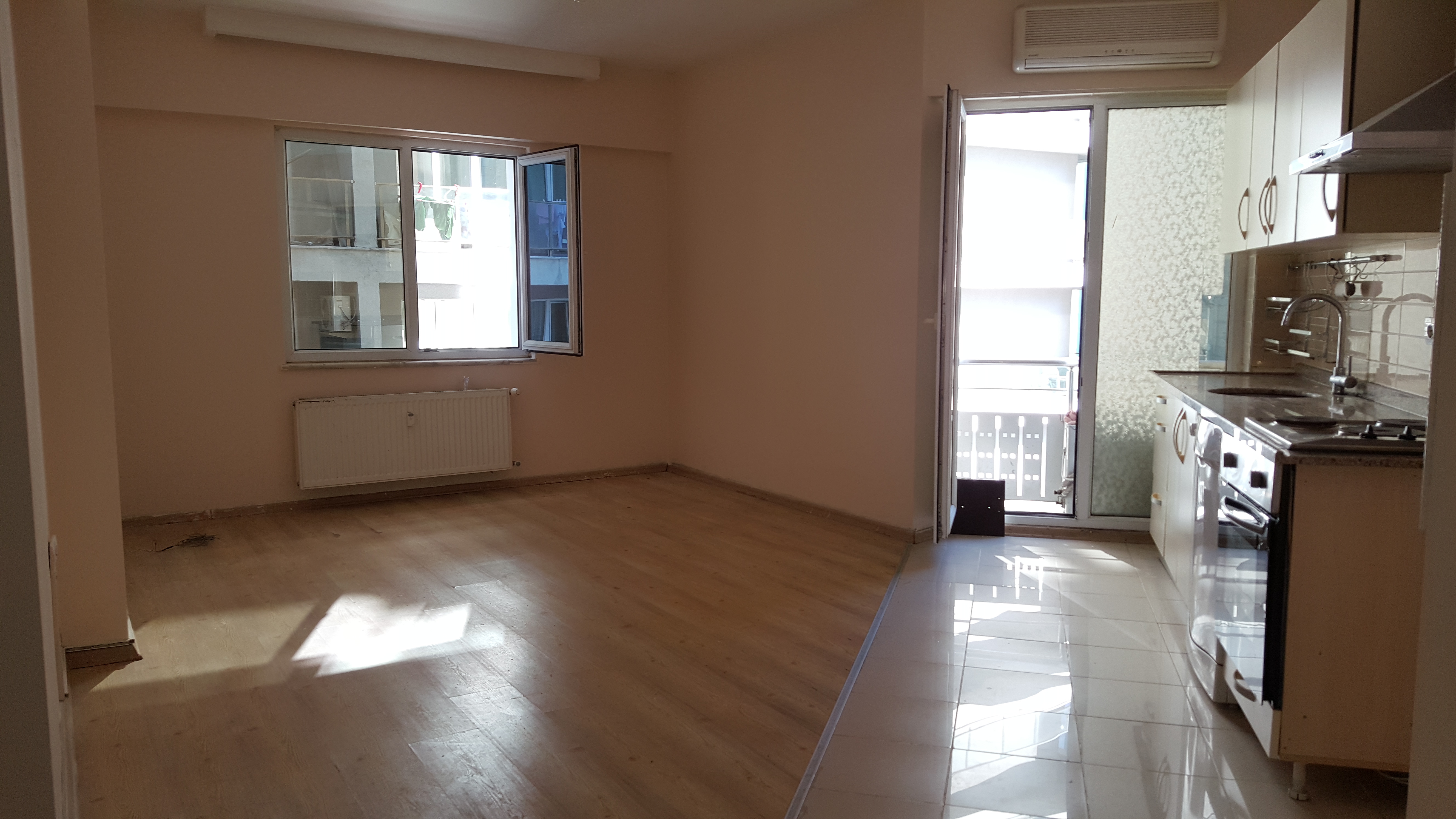 Kiralık Daire, İstanbul / ESENYURT / CUMHURİYET
