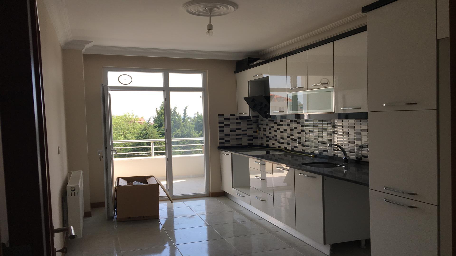 Kiralık Daire, İstanbul / BEYLİKDÜZÜ / KAVAKLI