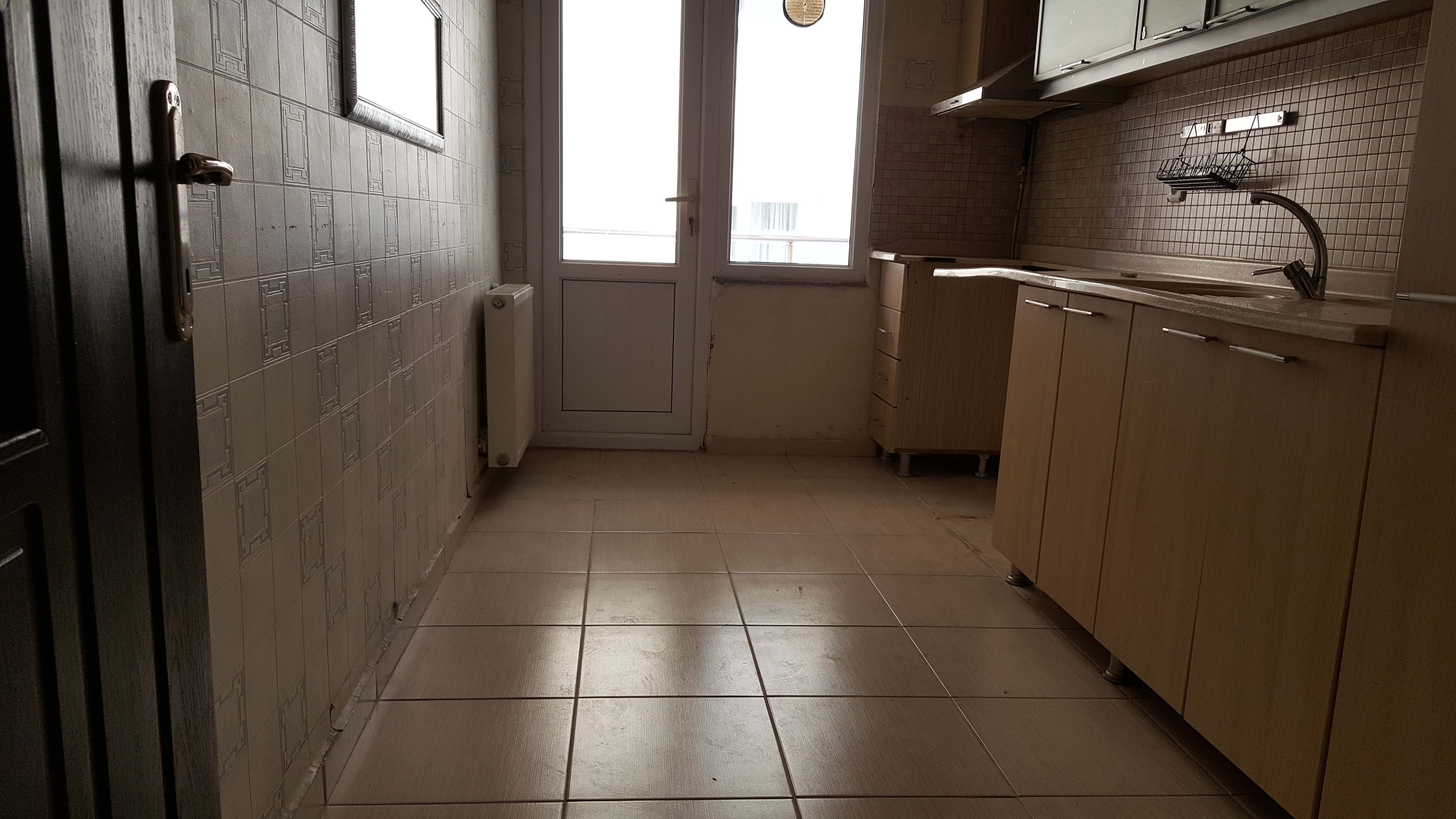 Kiralık Daire, İstanbul / ESENYURT / CUMHURİYET