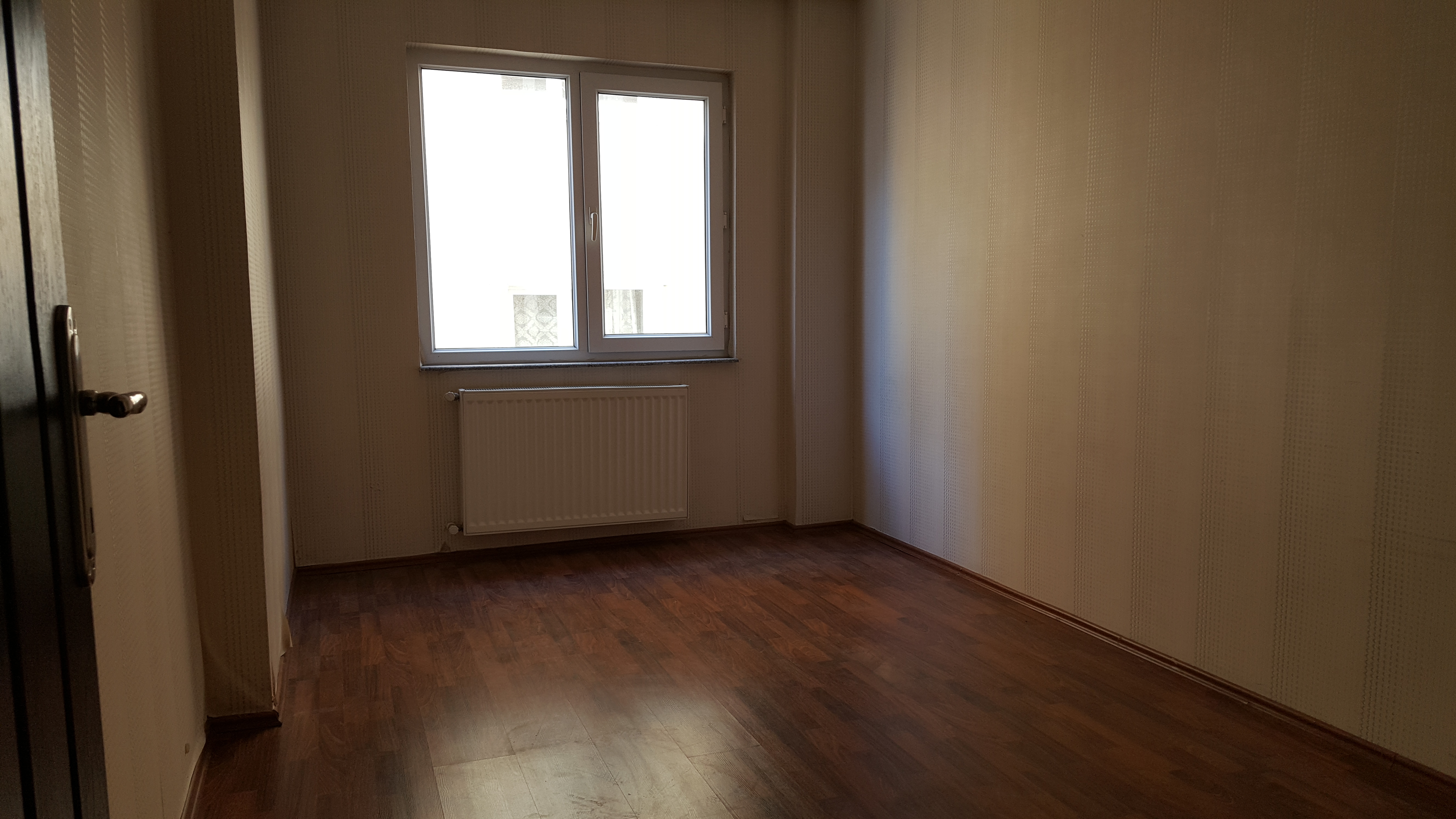 Kiralık Daire, İstanbul / ESENYURT / CUMHURİYET