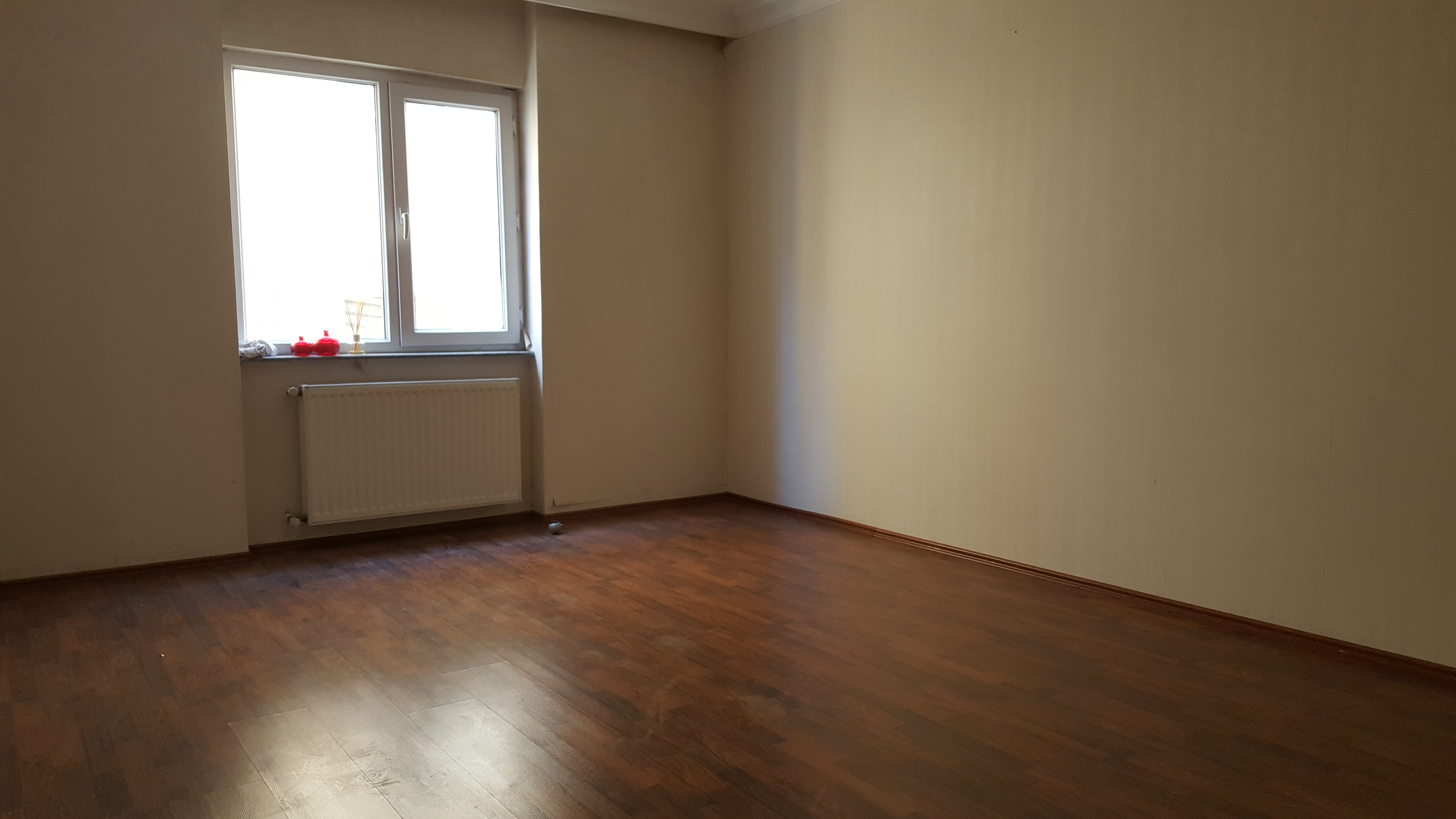 Kiralık Daire, İstanbul / ESENYURT / CUMHURİYET