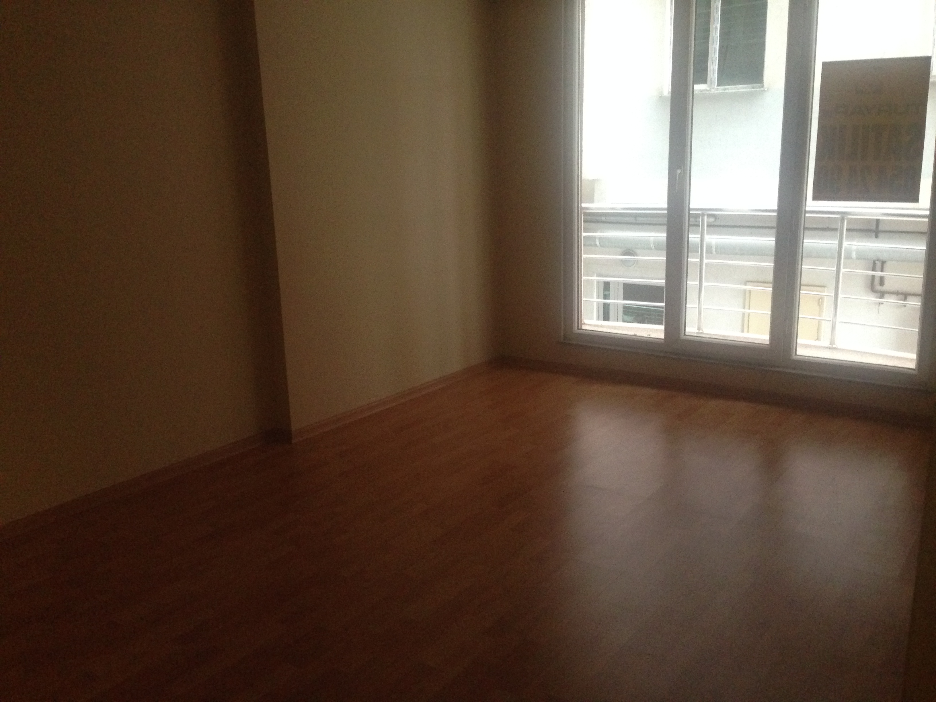 Satılık Daire, İstanbul / CUMHURİYET