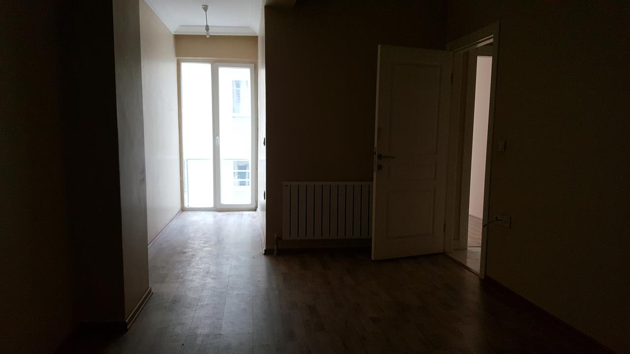 Kiralık Daire, İstanbul / ESENYURT / CUMHURİYET