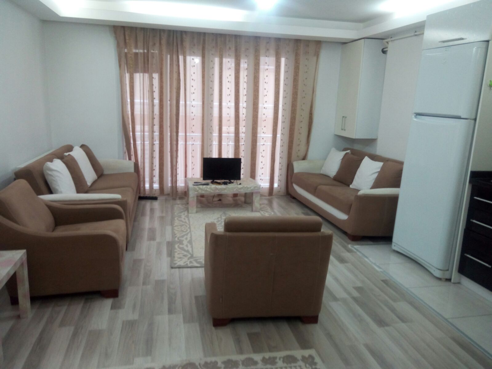 Kiralık Apartman, İstanbul / ESENYURT / PİRİ REİS