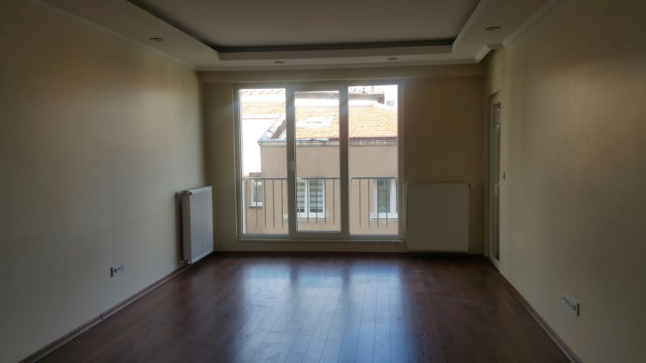 Kiralık Daire, İstanbul / ESENYURT / CUMHURİYET