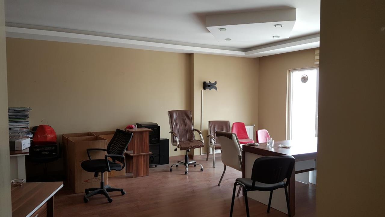 Kiralık Daire, İstanbul / ESENYURT / CUMHURİYET