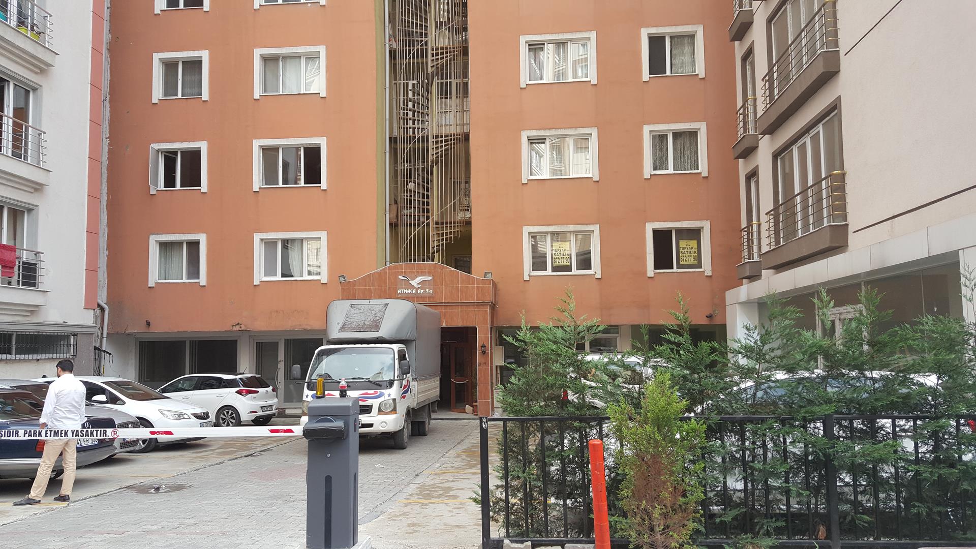 Kiralık Apartman, İstanbul / ESENYURT / CUMHURİYET 