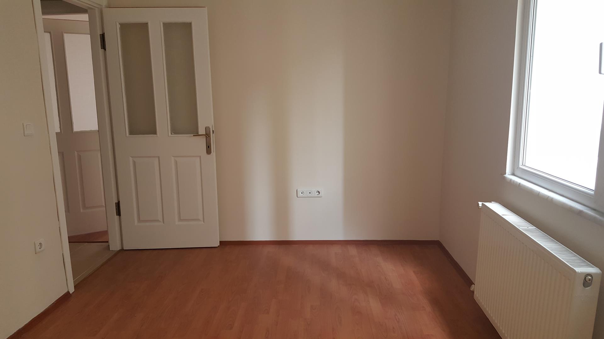 Kiralık Apartman, İstanbul / ESENYURT / CUMHURİYET 