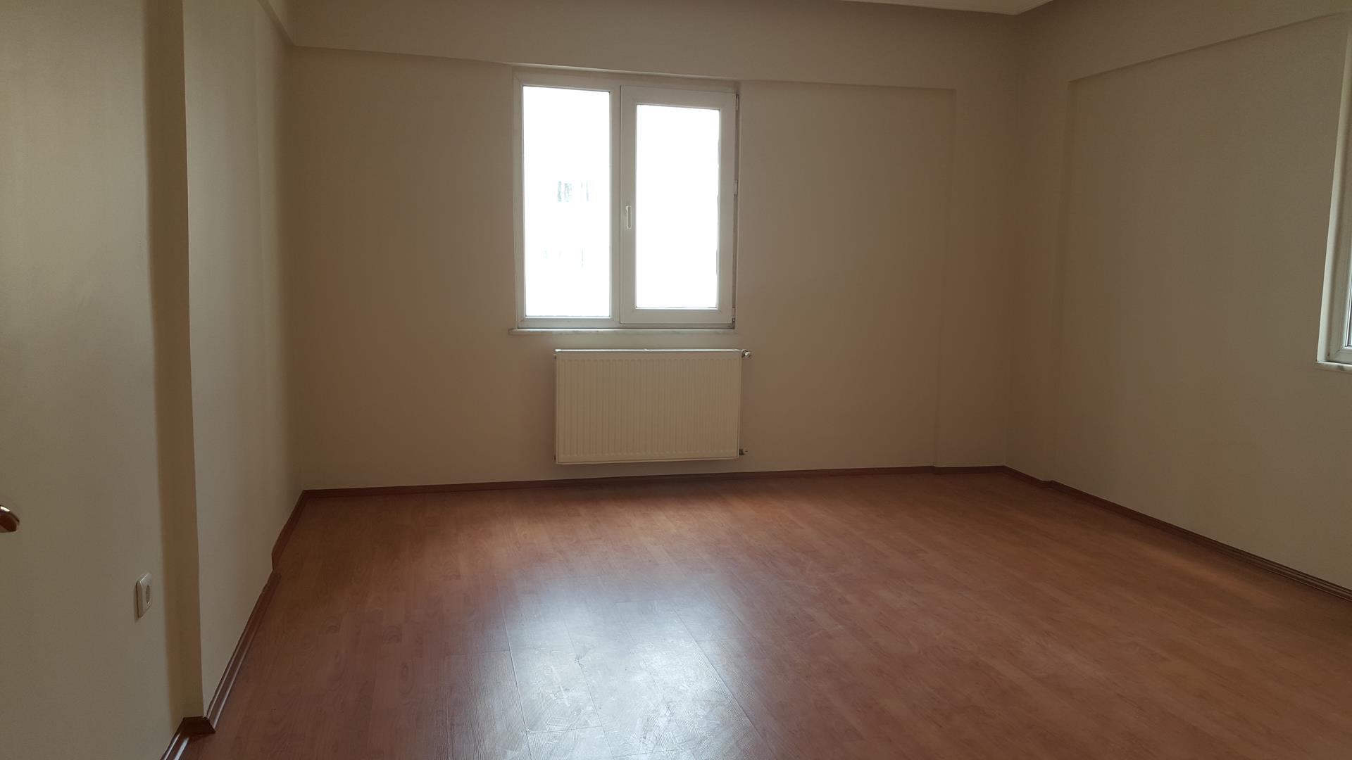 Kiralık Apartman, İstanbul / ESENYURT / CUMHURİYET 