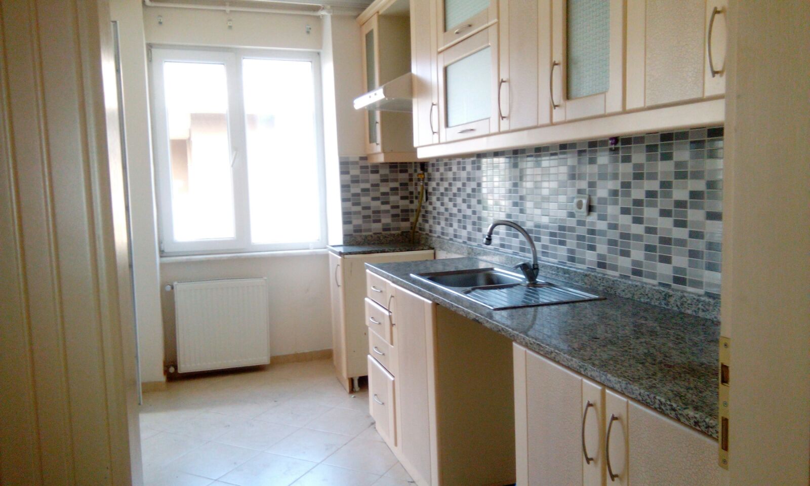 Kiralık Daire, İstanbul / ESENYURT / PİRİREİS