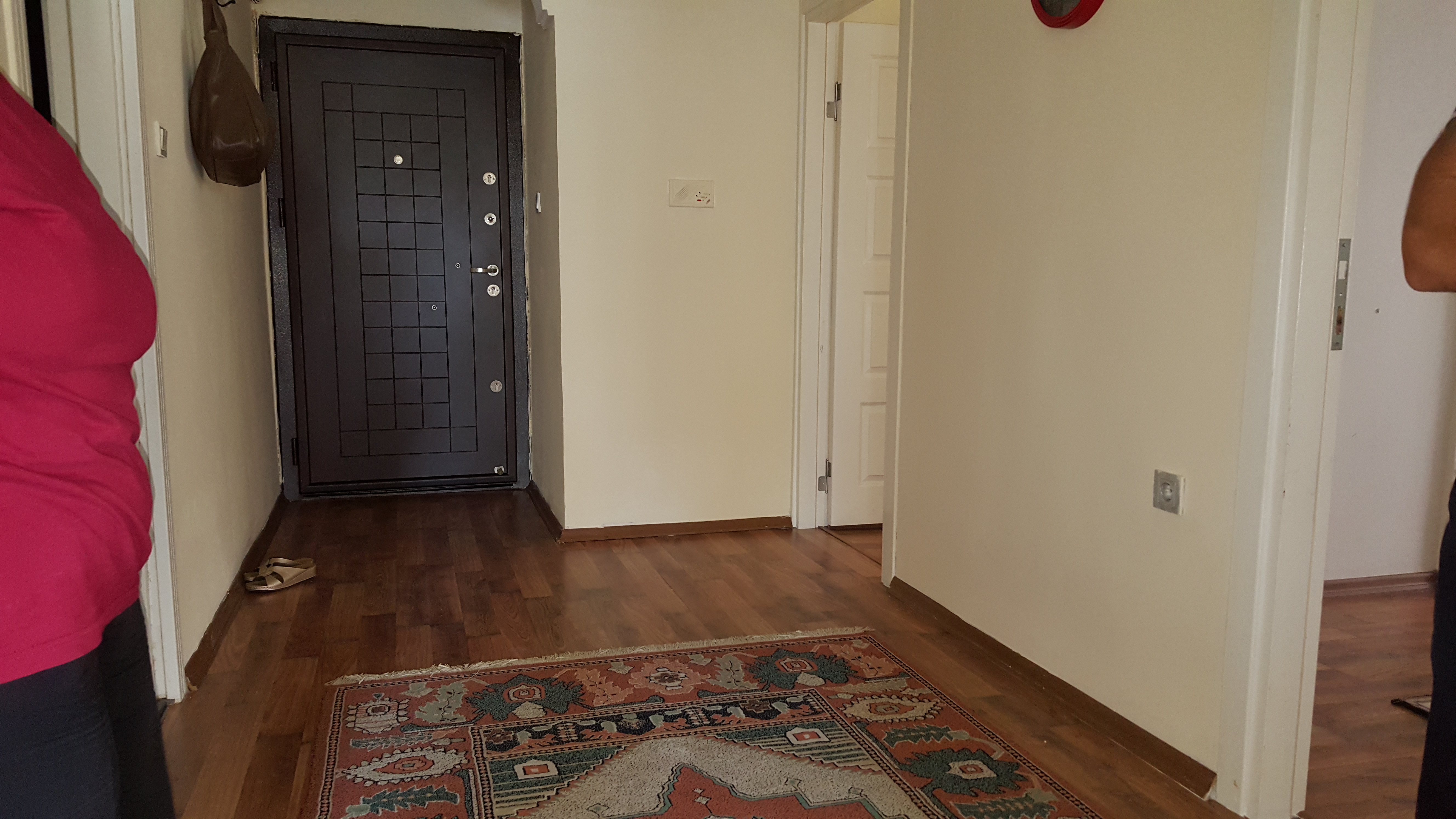Kiralık Apartman, İstanbul / ESENYURT / CUMHURİYET