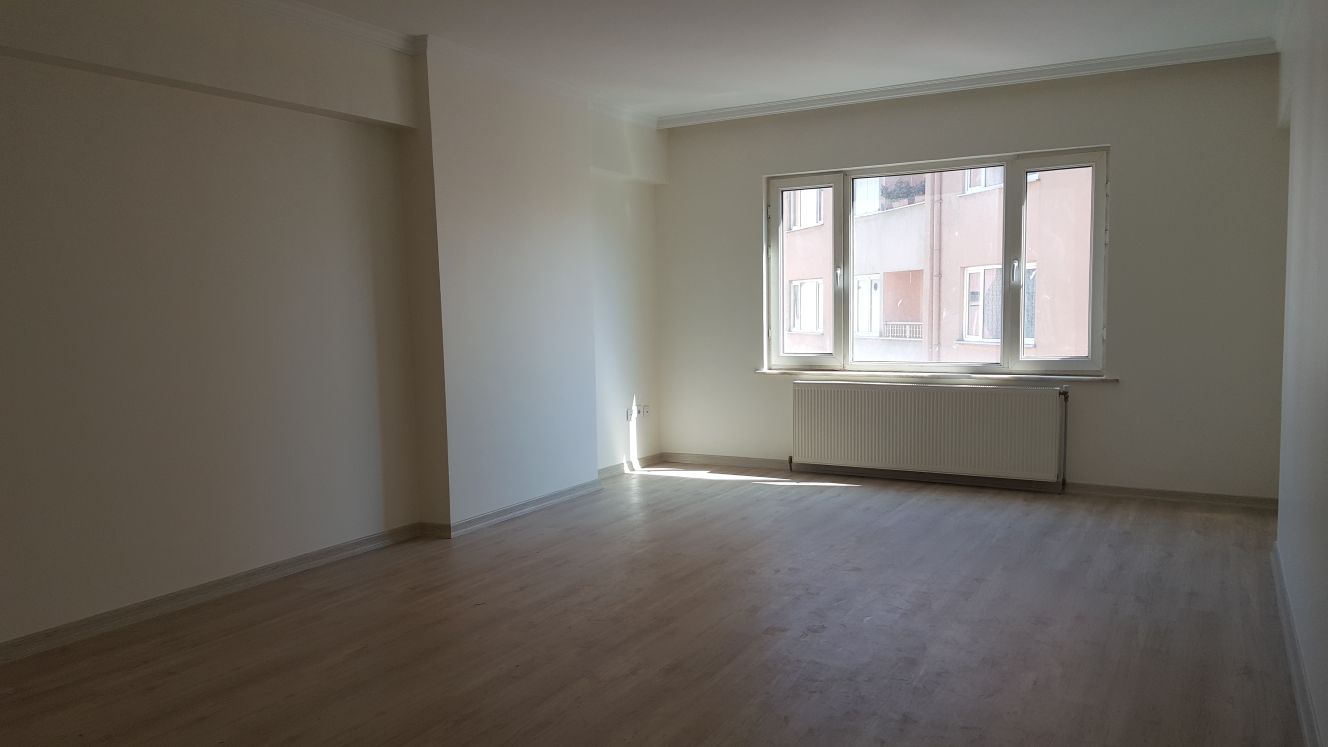Kiralık Daire, İstanbul / ESENYURT / CUMHURİYET
