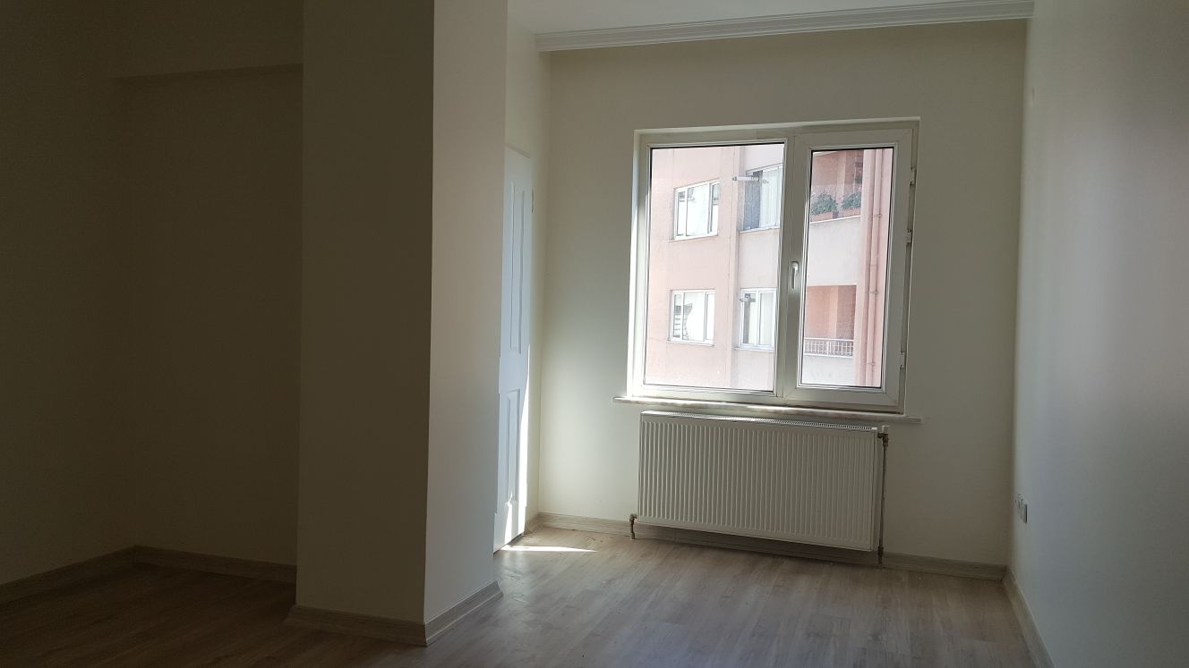 Kiralık Daire, İstanbul / ESENYURT / CUMHURİYET