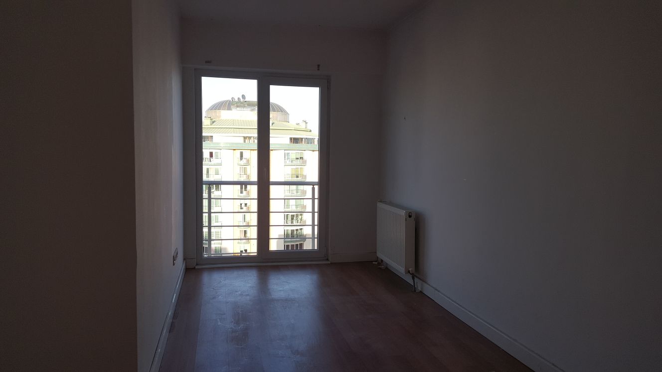 Kiralık Daire, İstanbul / ESENYURT / CUMHURİYET