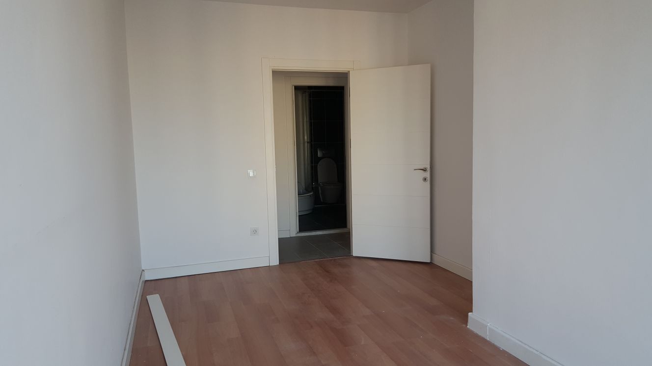 Kiralık Daire, İstanbul / ESENYURT / CUMHURİYET