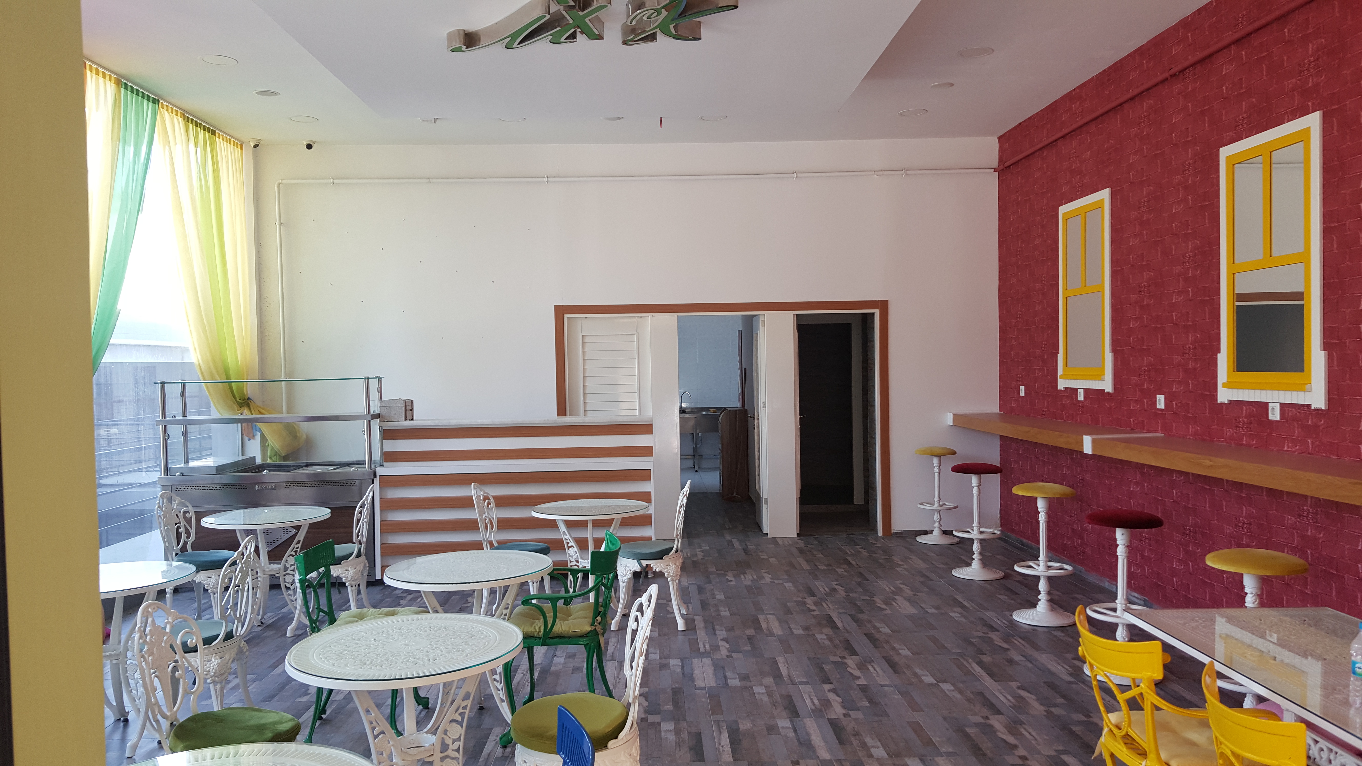 Kiralık Dükkan, İstanbul / ESENYURT / CUMHURİYET