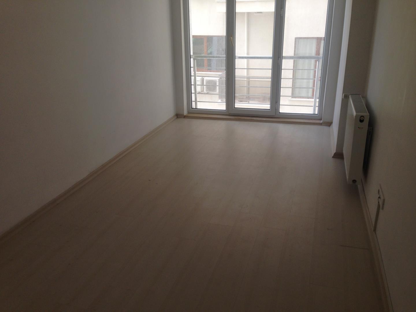 Kiralık Daire, İstanbul / ESENYURT / PİRİ REİS