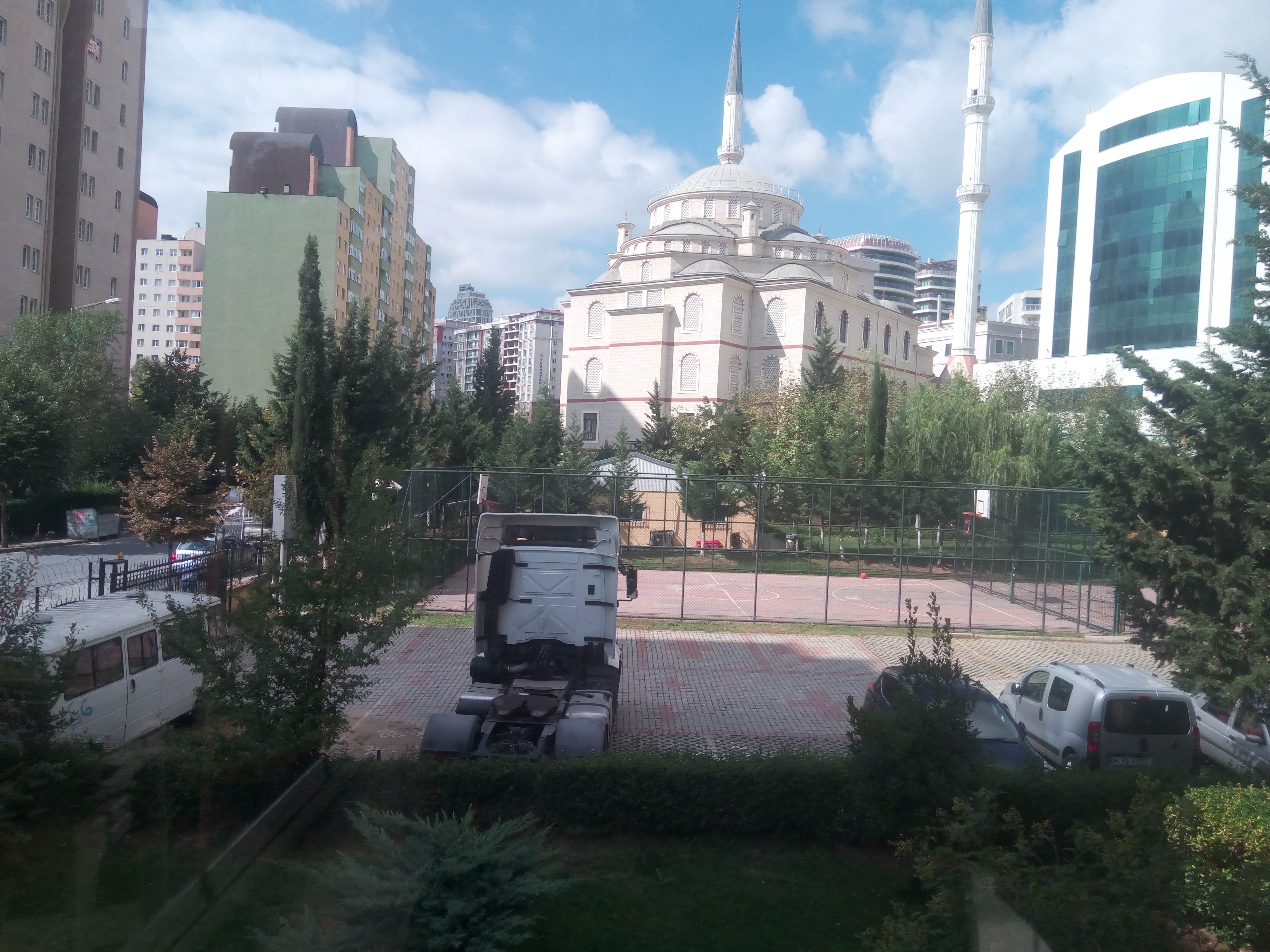 Kiralık Apartman, İstanbul / ESENYURT / MEVLANA