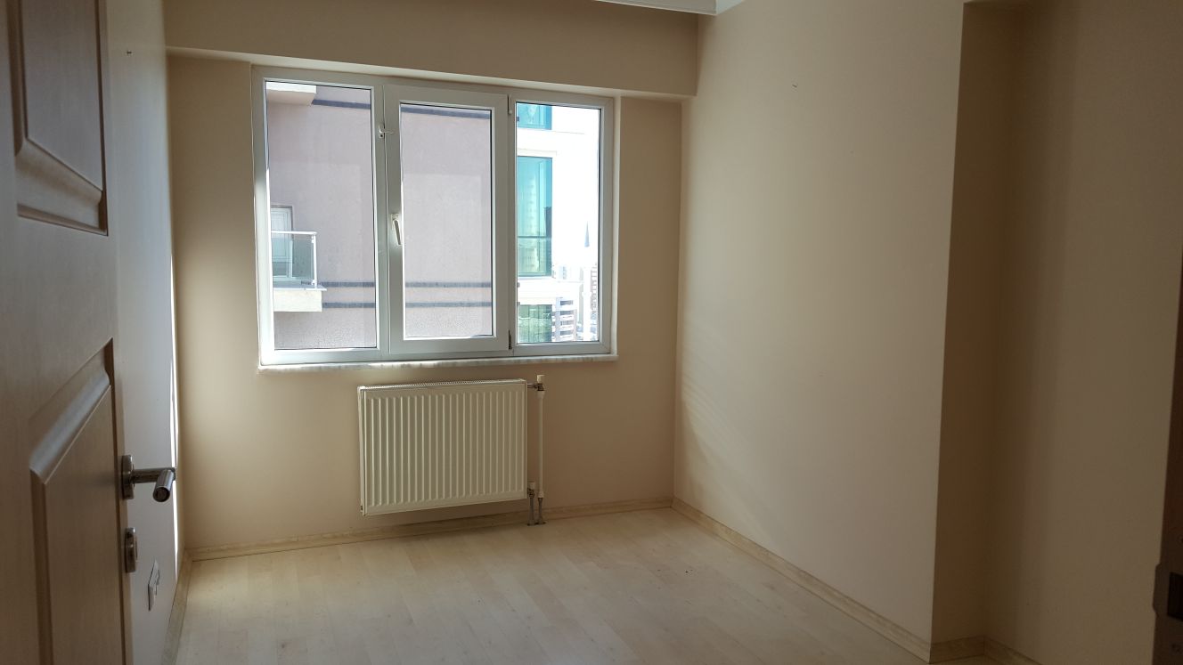 Kiralık Daire, İstanbul / ESENYURT / CUMHURİYET