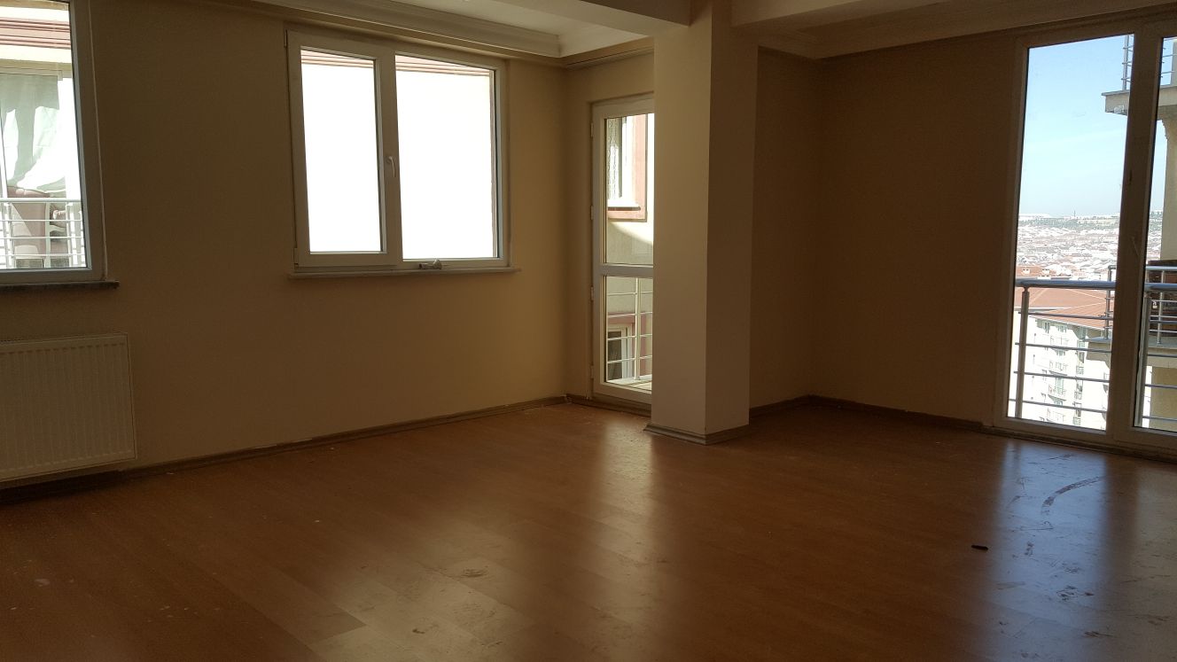 Kiralık Daire, İstanbul / ESENYURT / PİRİ REİS