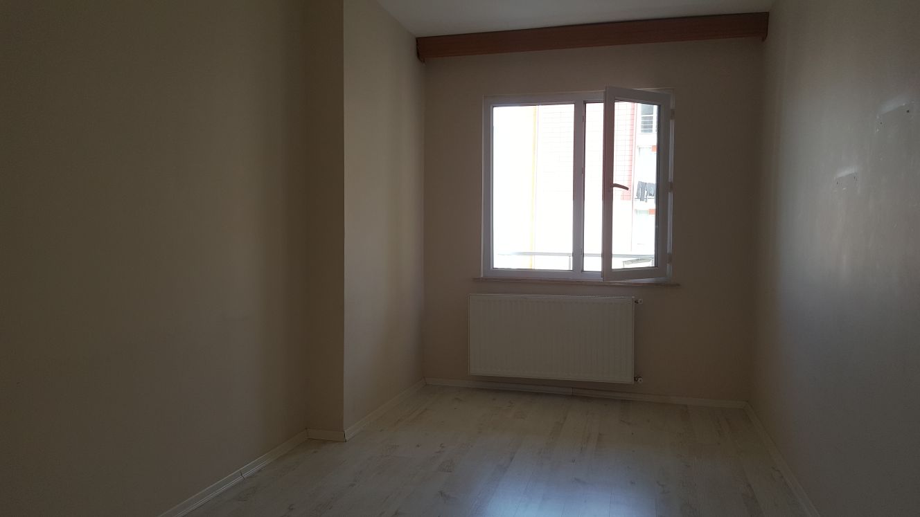 Kiralık Daire, İstanbul / ESENYURT / PİRİ REİS