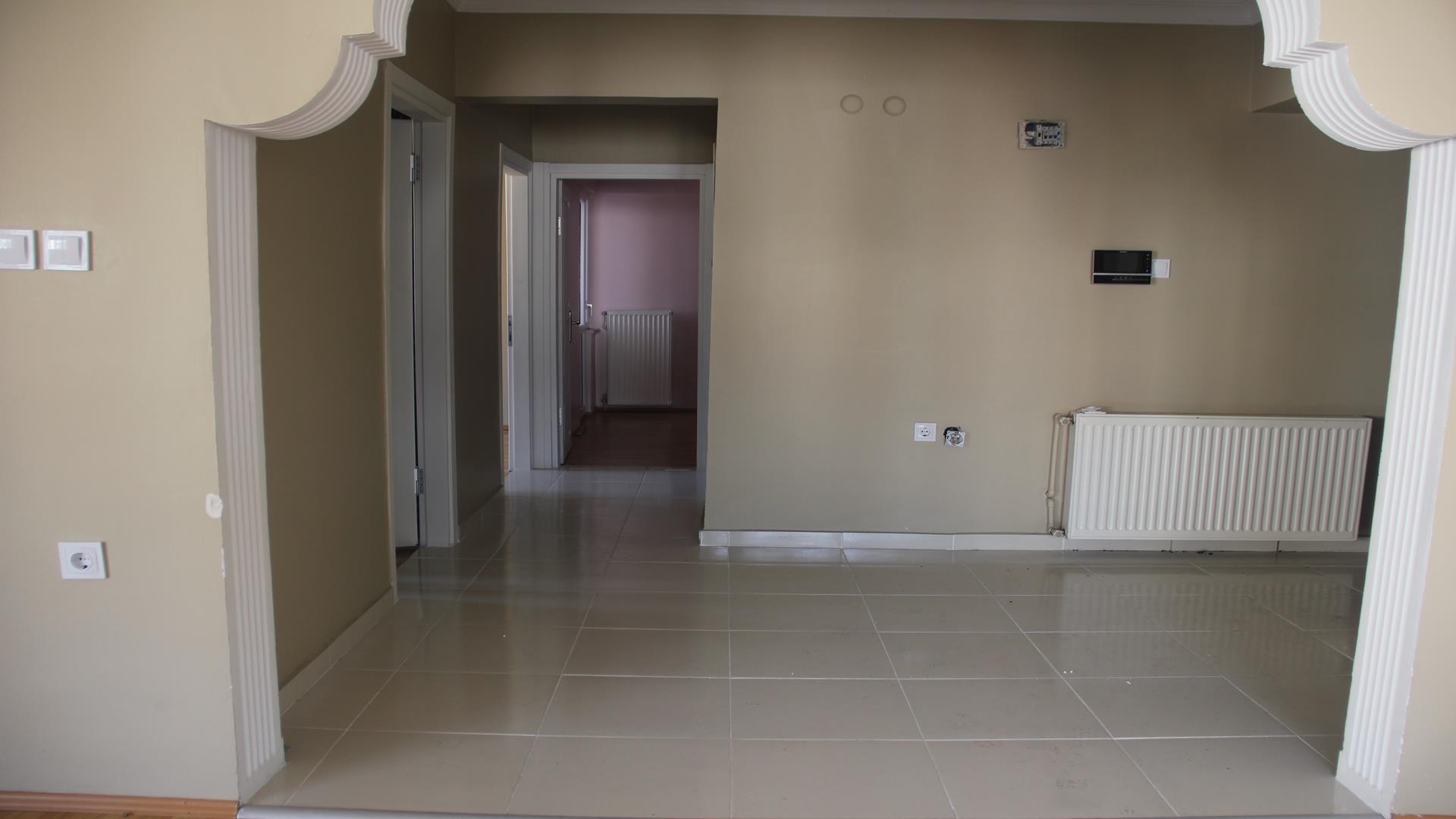 Kiralık Daire, İstanbul / ESENYURT / CUMHURİYET