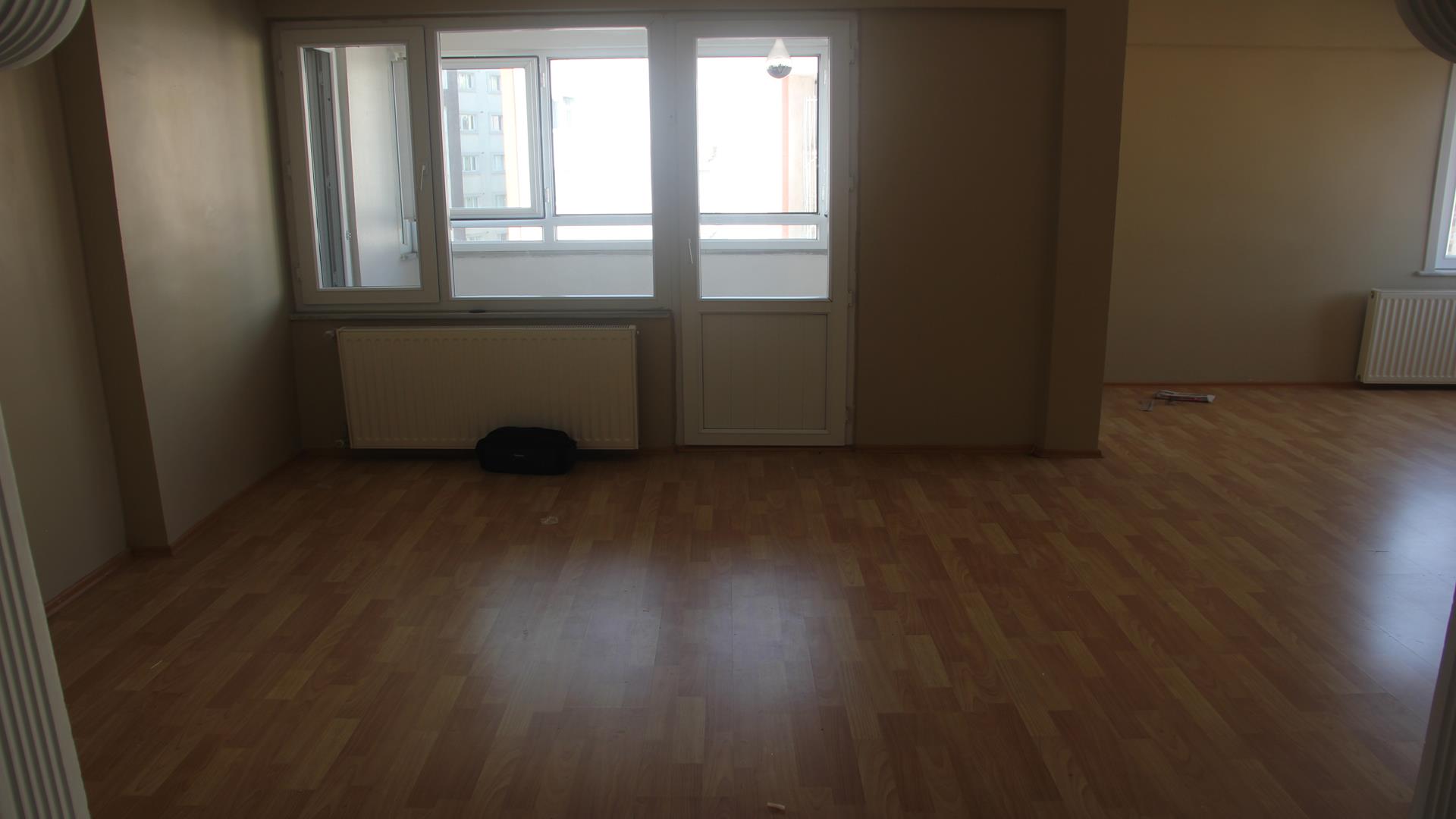 Kiralık Daire, İstanbul / ESENYURT / CUMHURİYET
