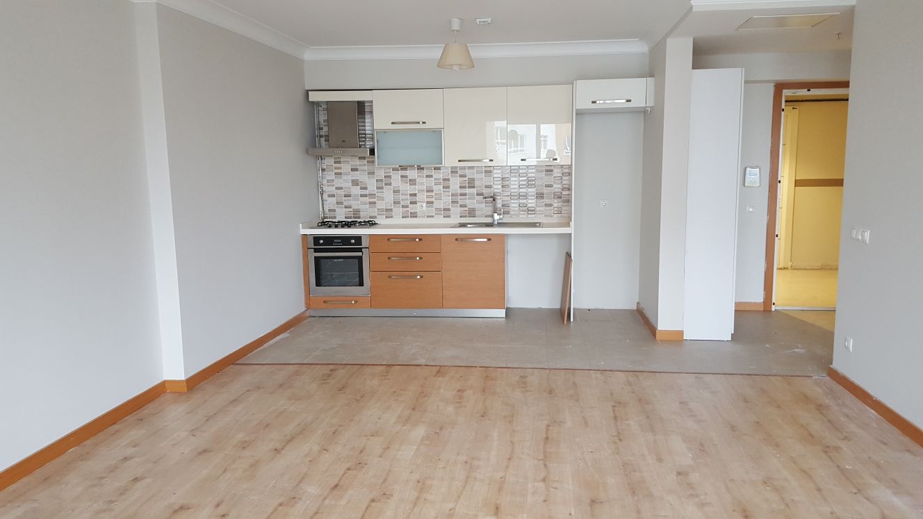 Kiralık Daire, İstanbul / BEYLİKDÜZÜ / BARIŞ
