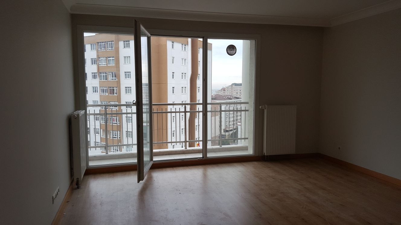 Kiralık Daire, İstanbul / BEYLİKDÜZÜ / BARIŞ