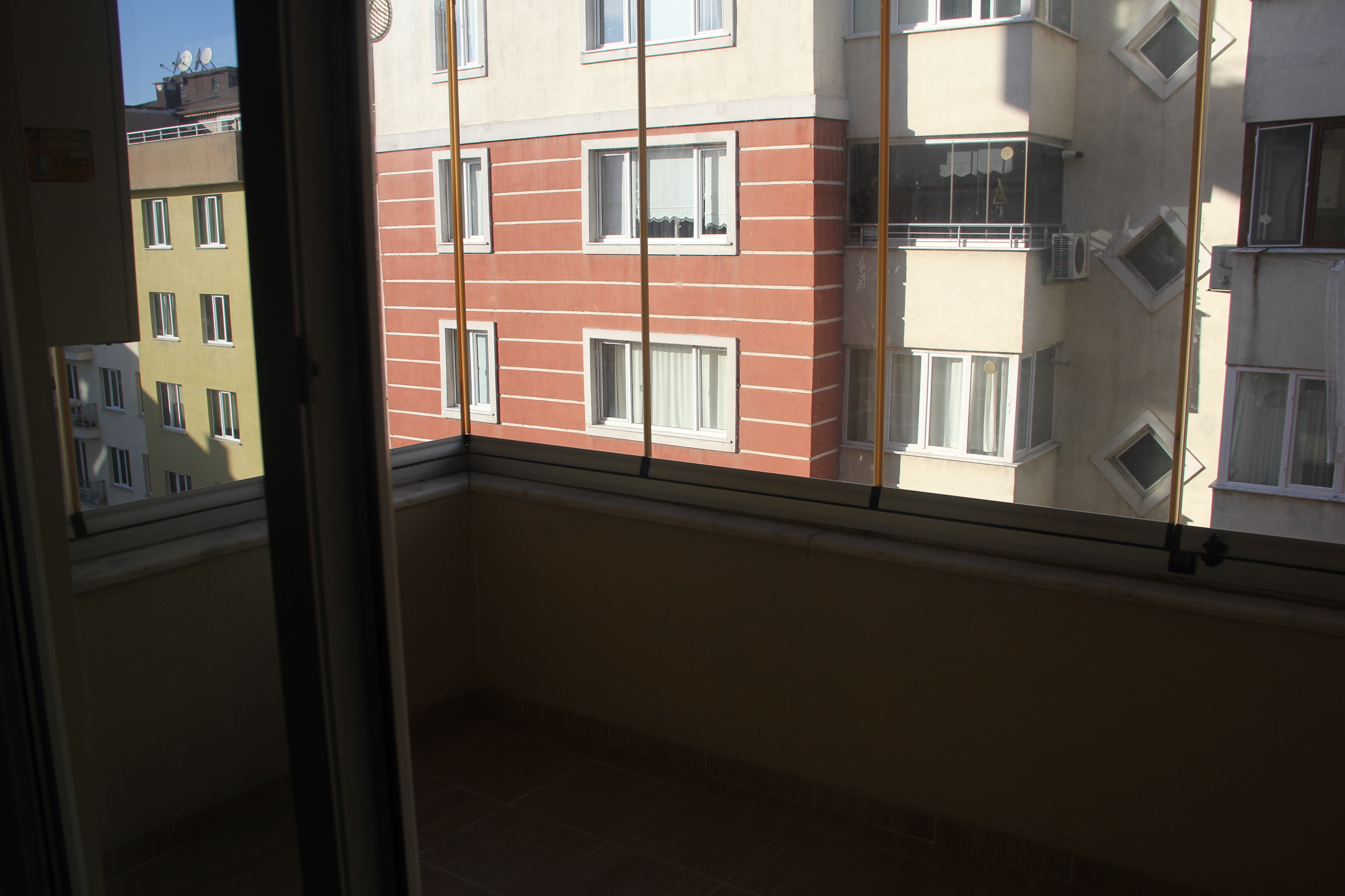 Kiralık Daire, İstanbul / ESENYURT / CUMHURIYET