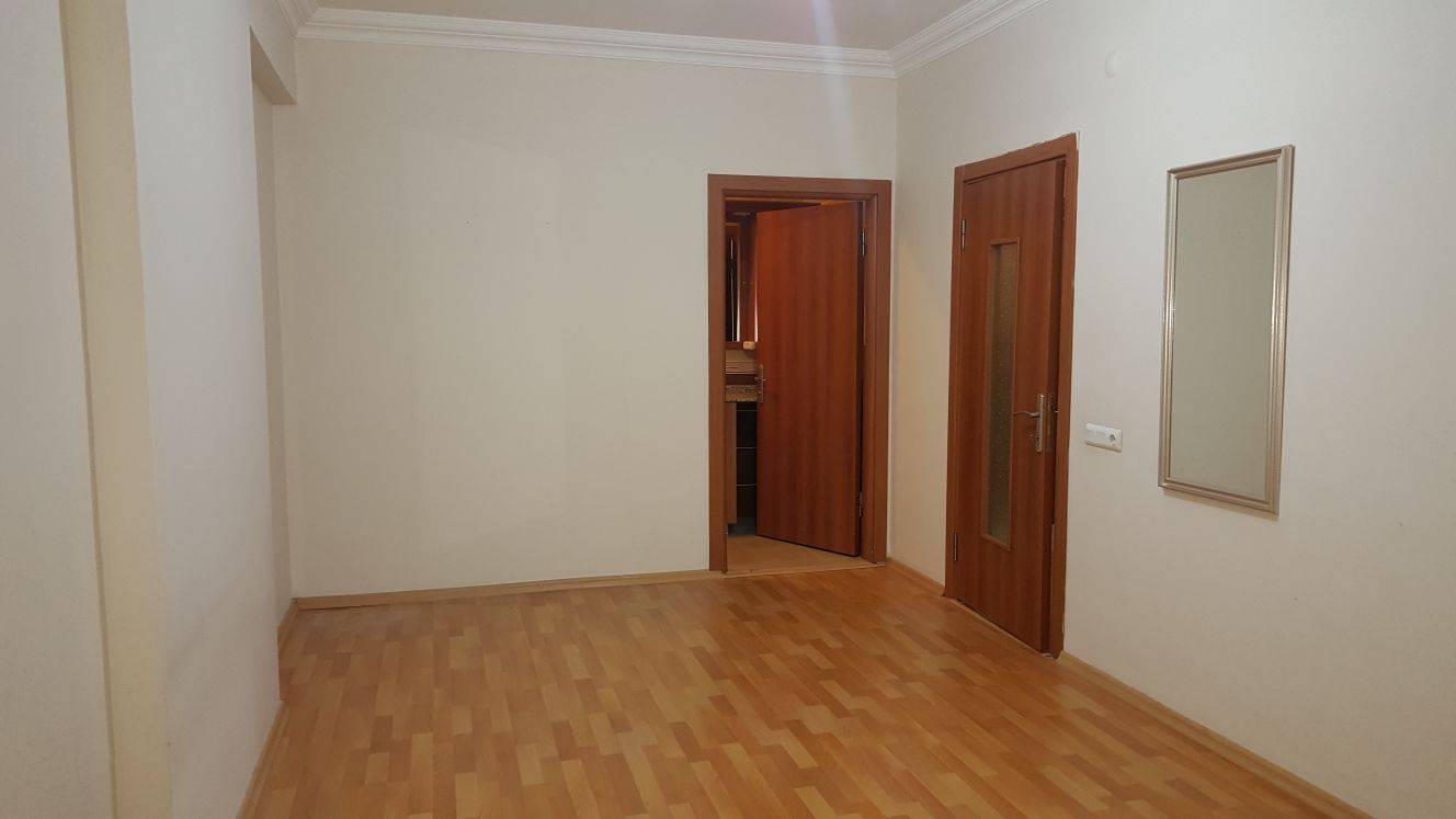 Kiralık Daire, İstanbul / ESENYURT / CUMHURİYET
