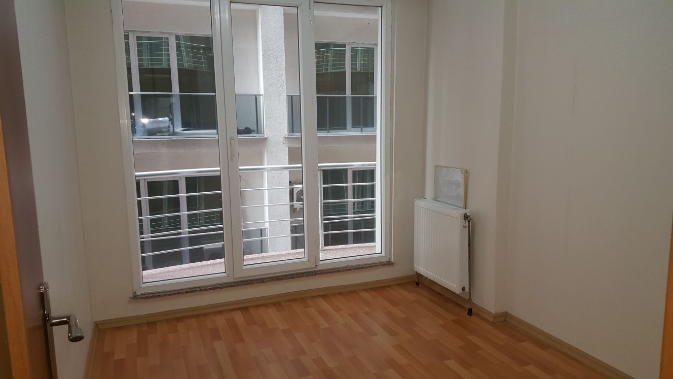 Kiralık Daire, İstanbul / ESENYURT / CUMHURİYET