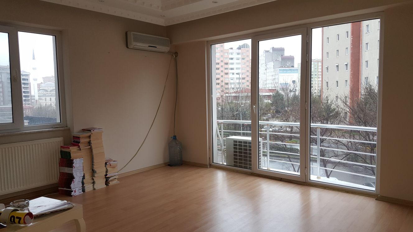 Kiralık Daire, İstanbul / ESENYURT / CUMHURİYET