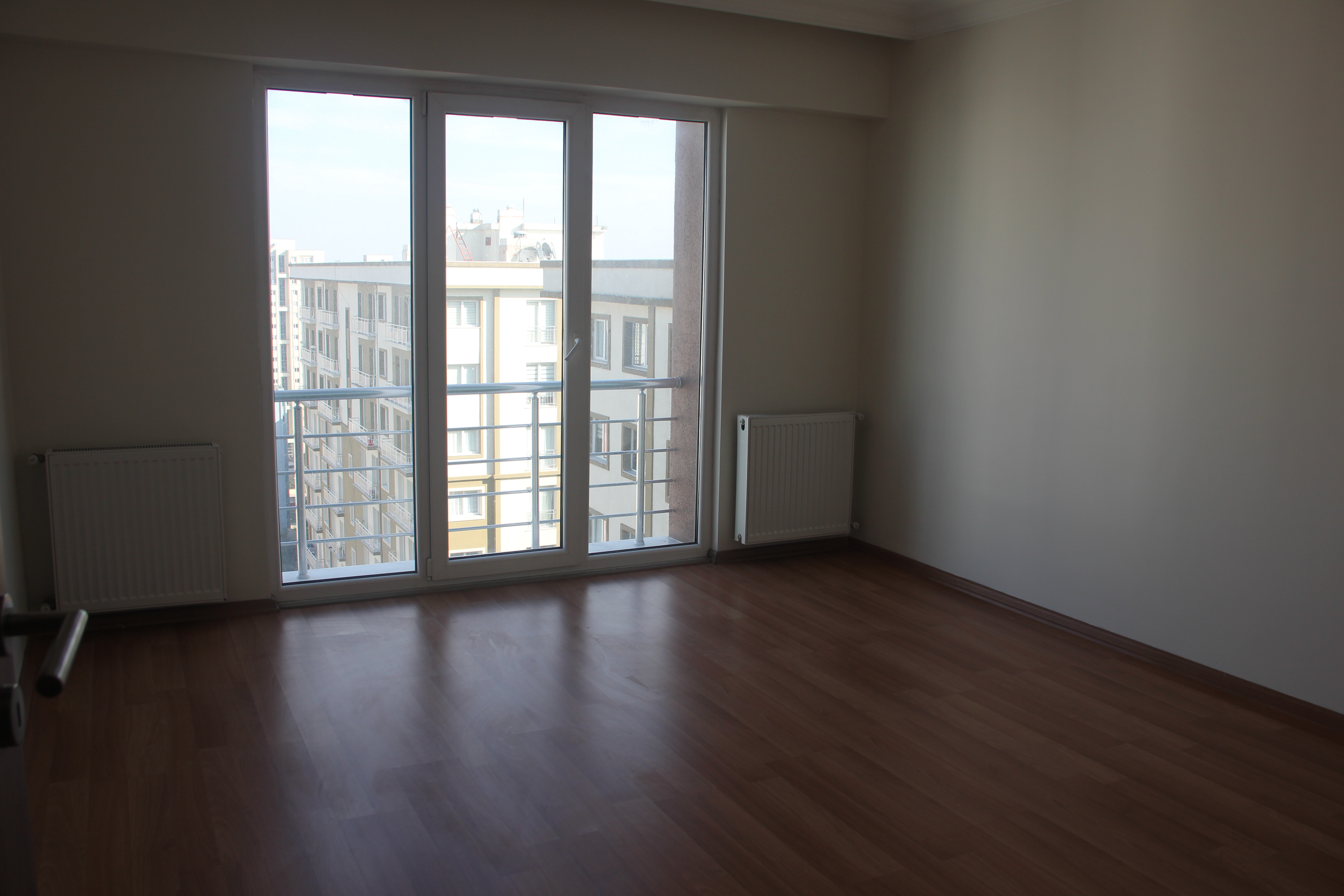 Kiralık Daire, İstanbul / ESENYURT / CUMHURİYET 