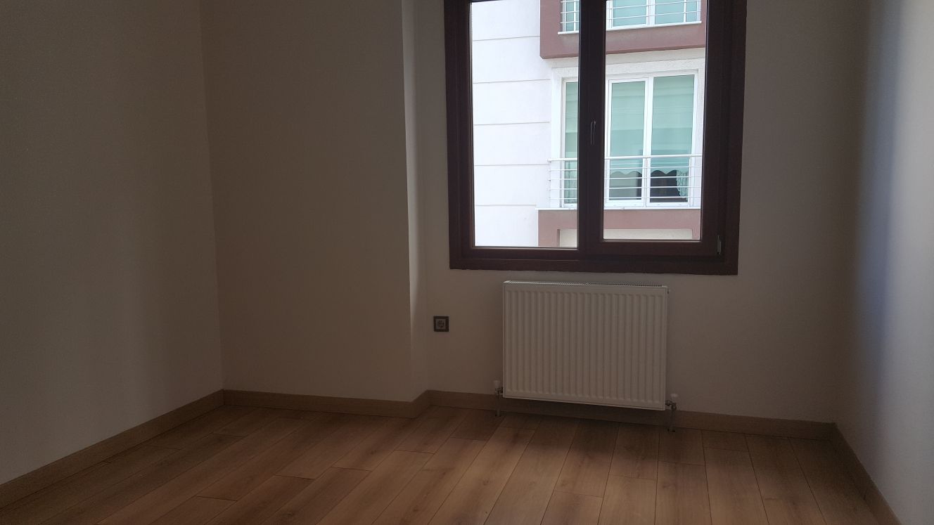 Kiralık Daire, İstanbul / ESENYURT / CUMHURİYET