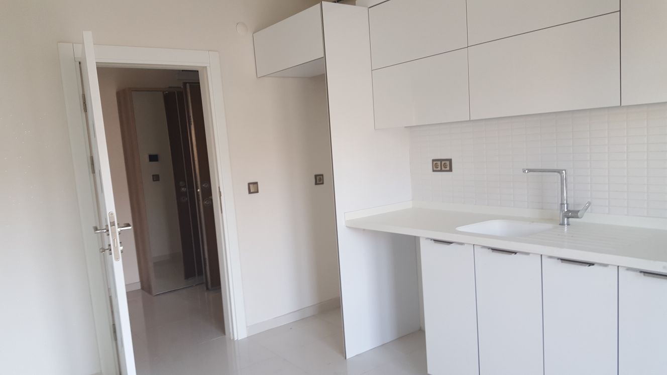 Kiralık Daire, İstanbul / ESENYURT / CUMHURİYET