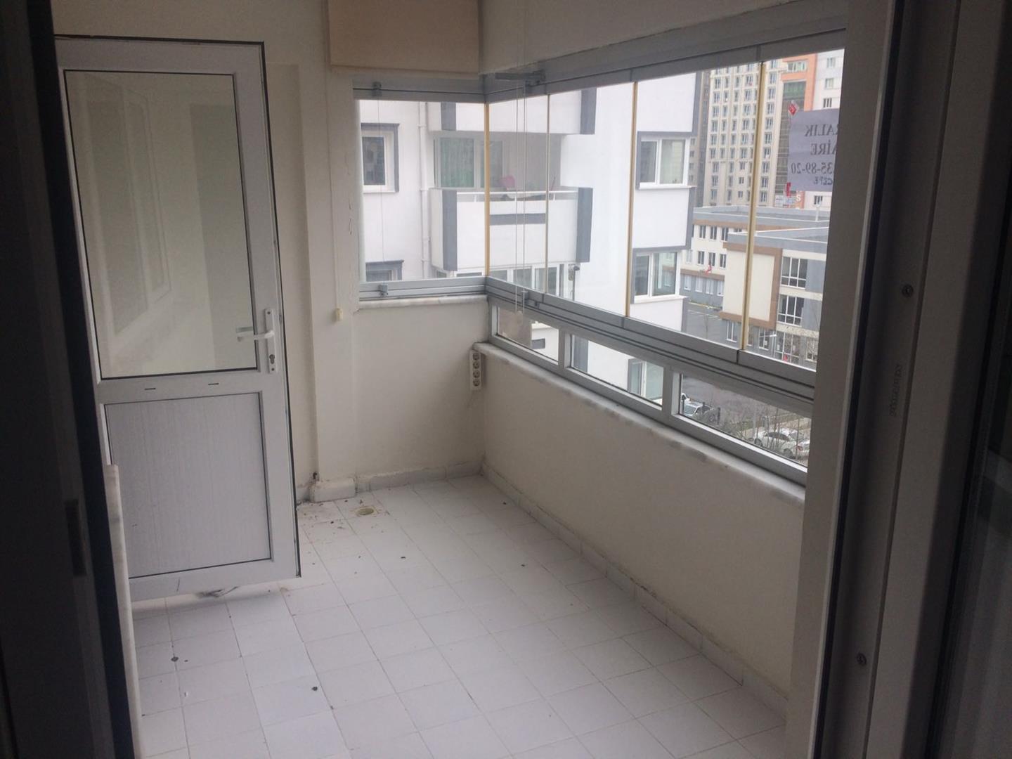 Kiralık Daire, İstanbul / ESENYURT / CUMHURİYET