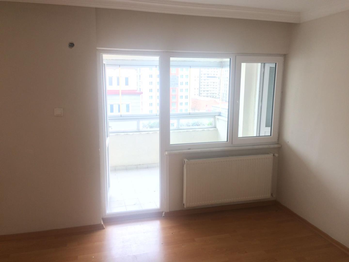 Kiralık Daire, İstanbul / ESENYURT / CUMHURİYET